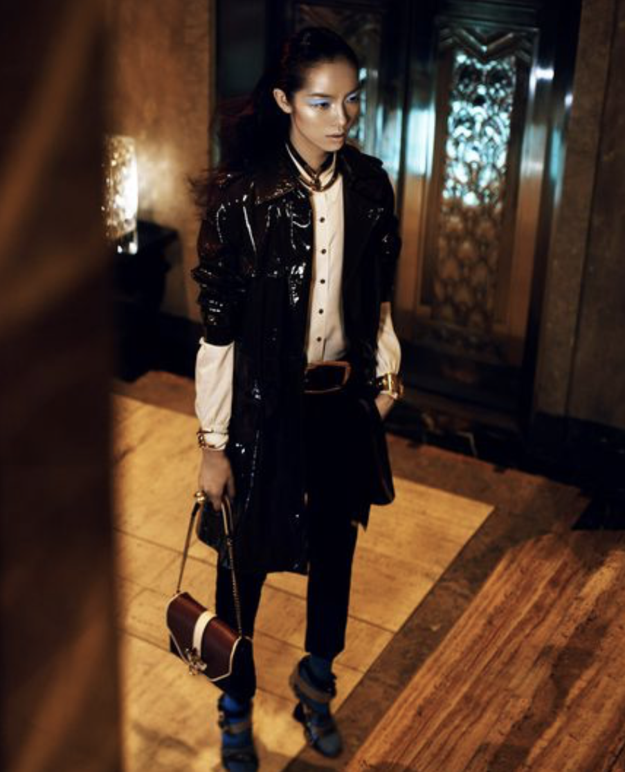 FeiFei-Sun-by-Lachlan-Bailery-Art-Deco-Cinema-Vogue-China-January-2012-3.png