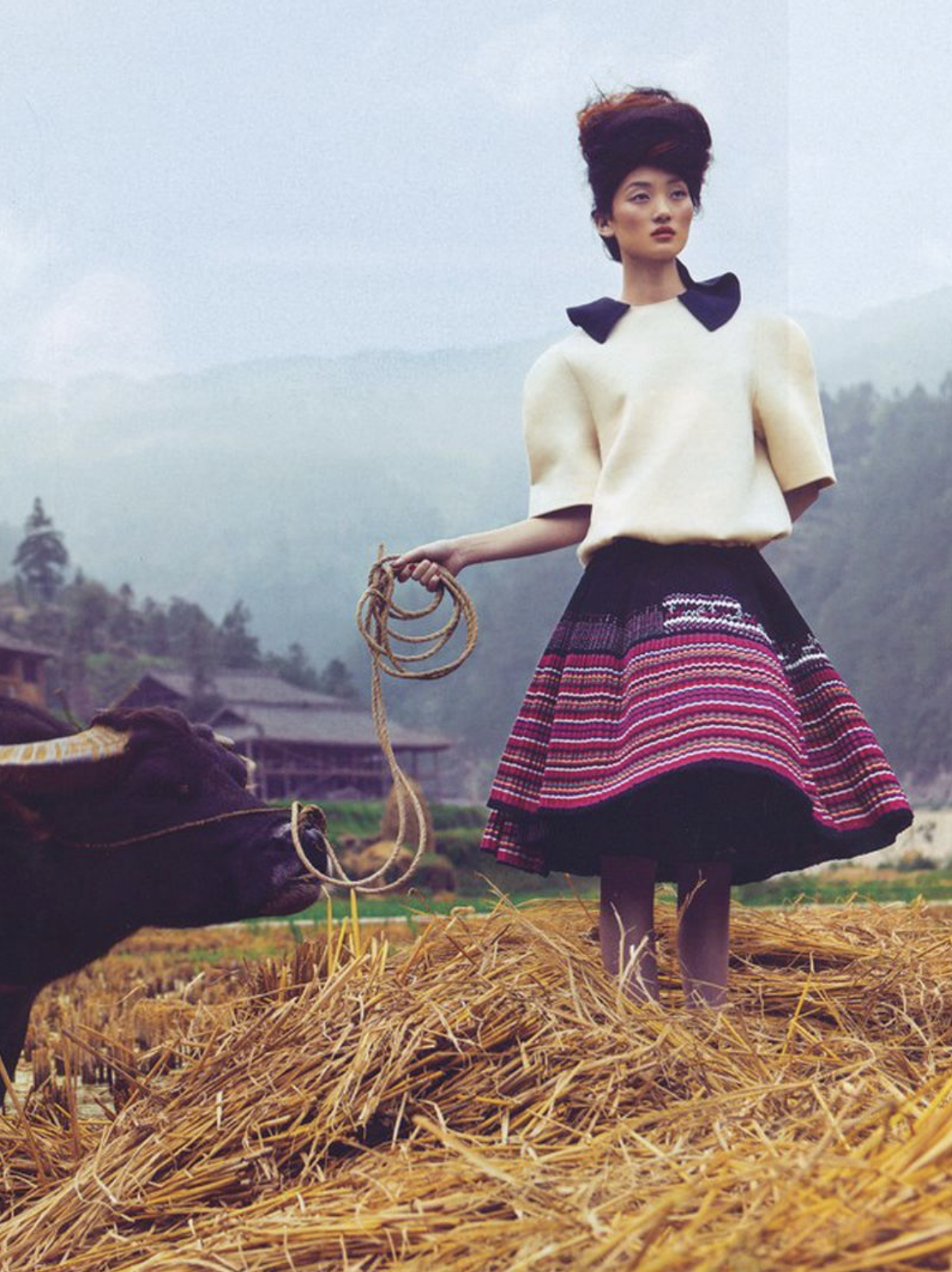 Lina-Zhang-by-Yin-Chao-Marie-Claire-China-January-2012-2.png
