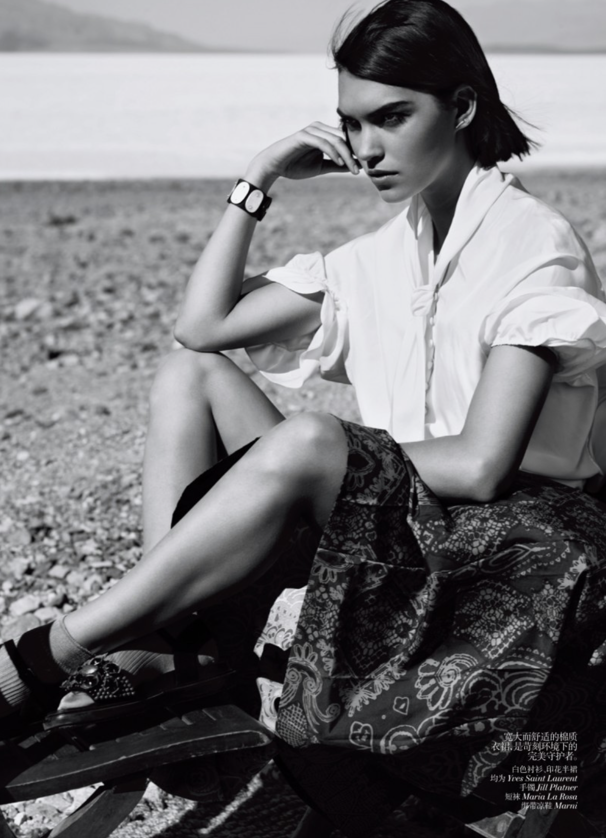 Arizona-Muse-by-Josh-Olins-Vogue-China-May-2012-10.png