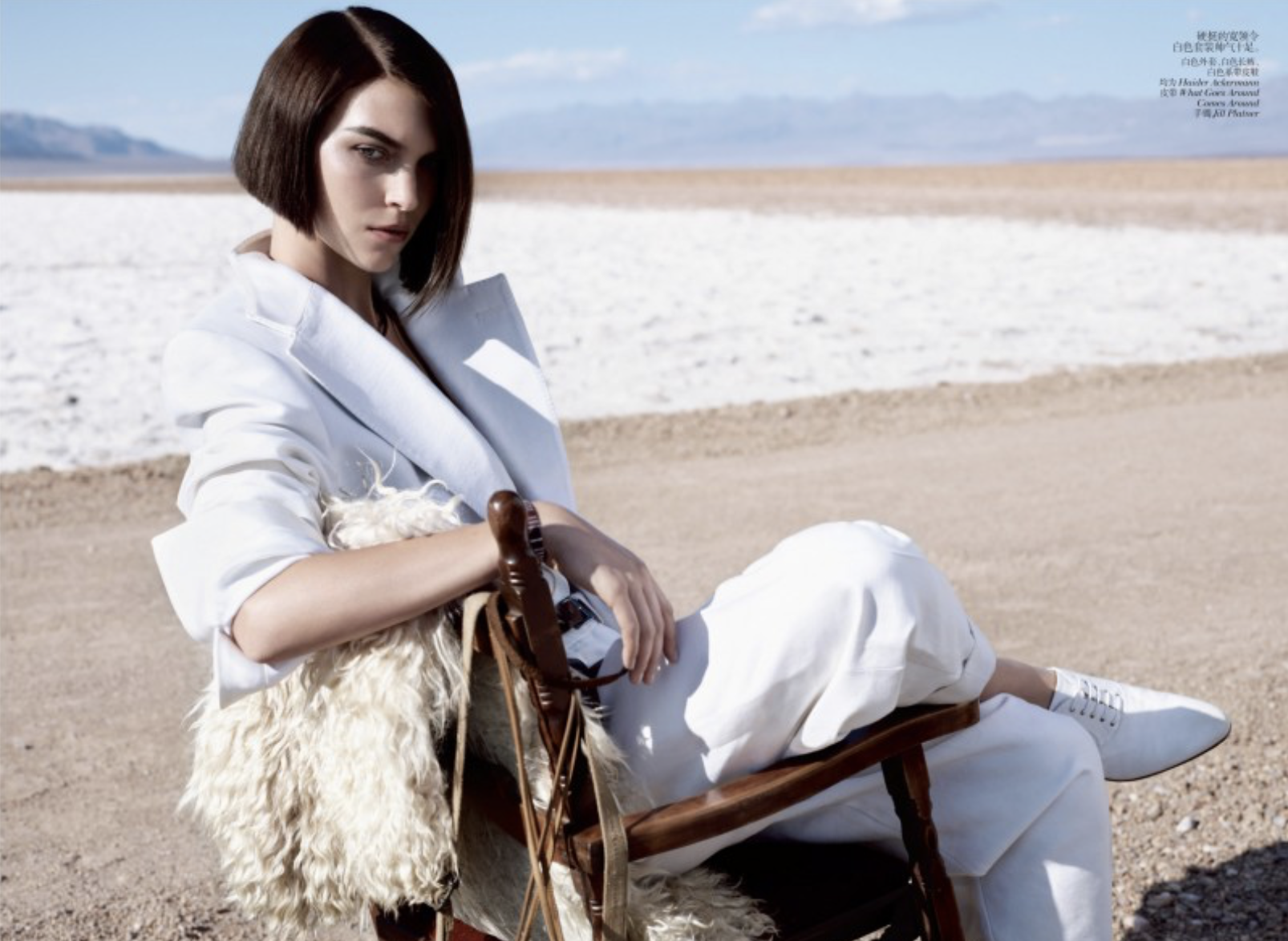 Arizona-Muse-by-Josh-Olins-Vogue-China-May-2012-2.png