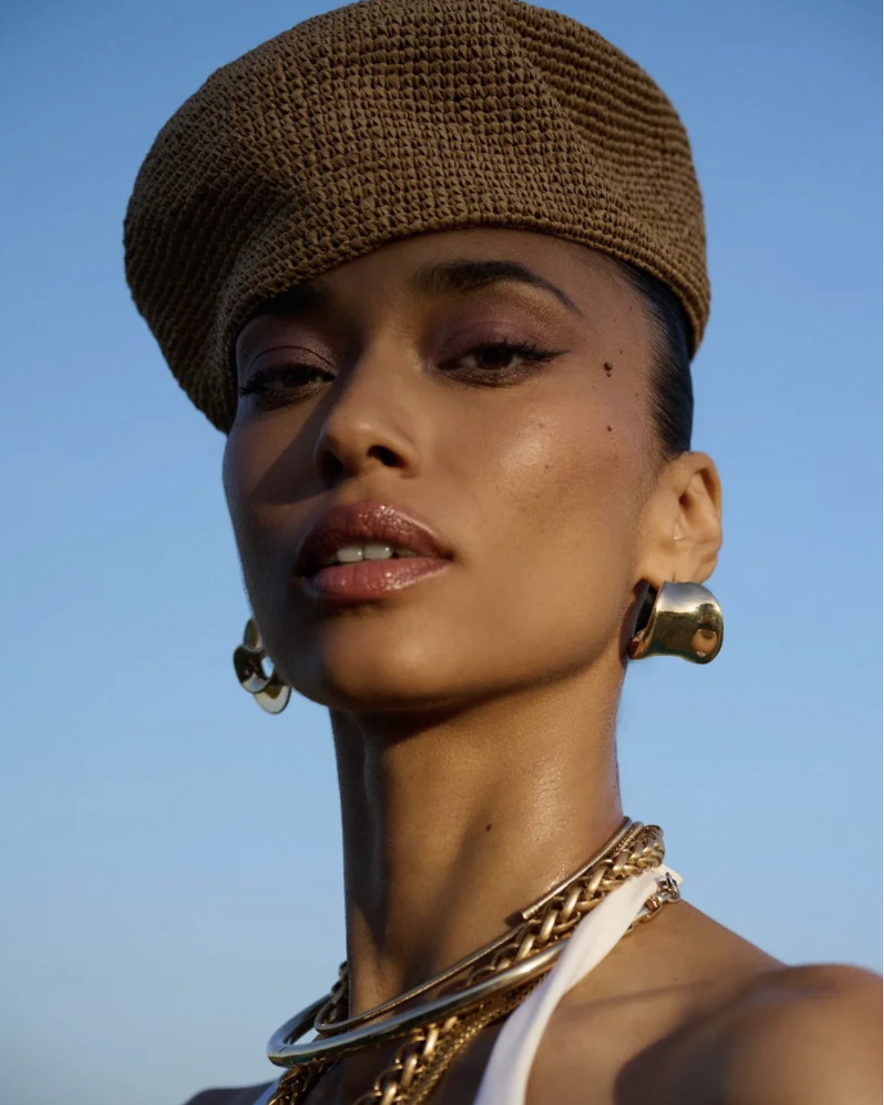 Anais-Mali-by-Andreas-Ortner-Harpers Bazaar-Greece-August-2026-2.png