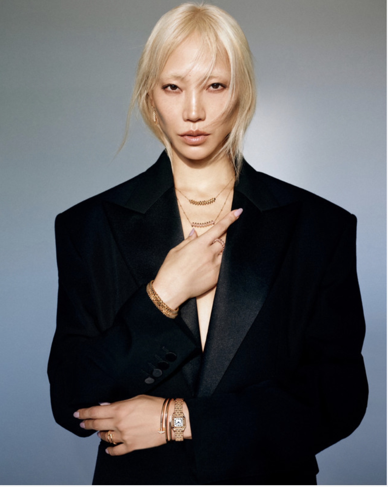 Soo-Joo-Park-by-Hyea-W-Kang-Vogue-Korea-August-2026-5.png