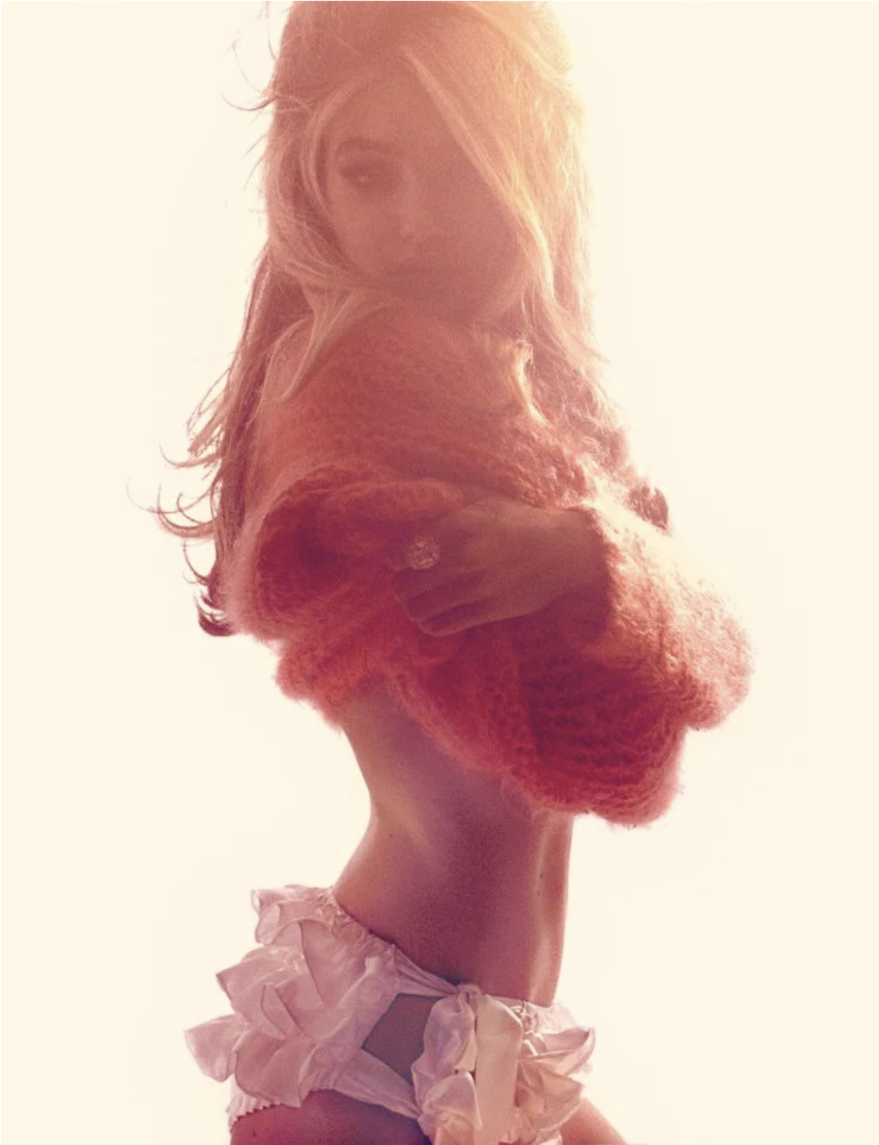 Gigi-Hadid-by-Steven-Meisel-W-Magazine-September-2015-32.png