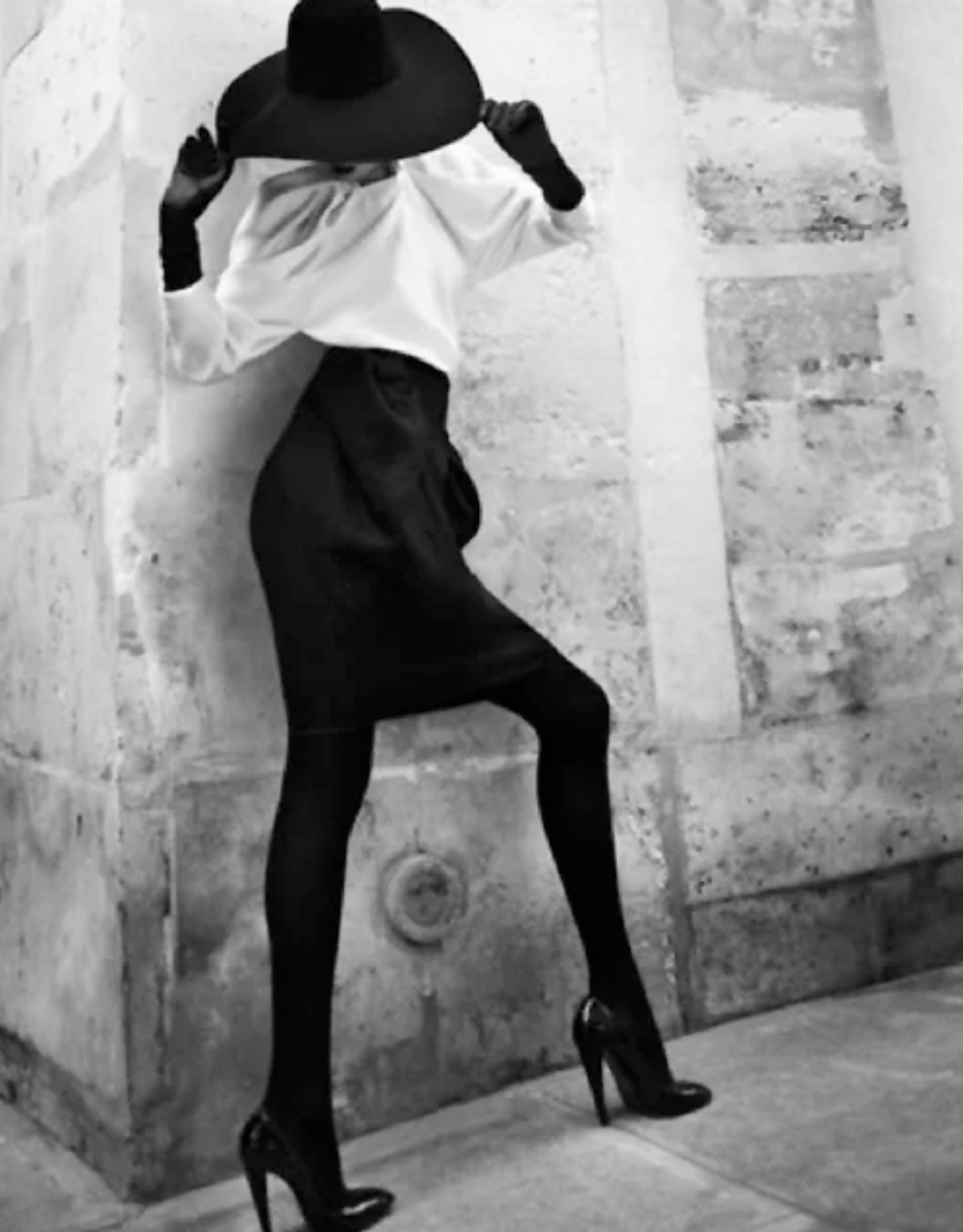Grace-Gao-by-Kai-Z-Feng-Numero-China-August-2011-12.png