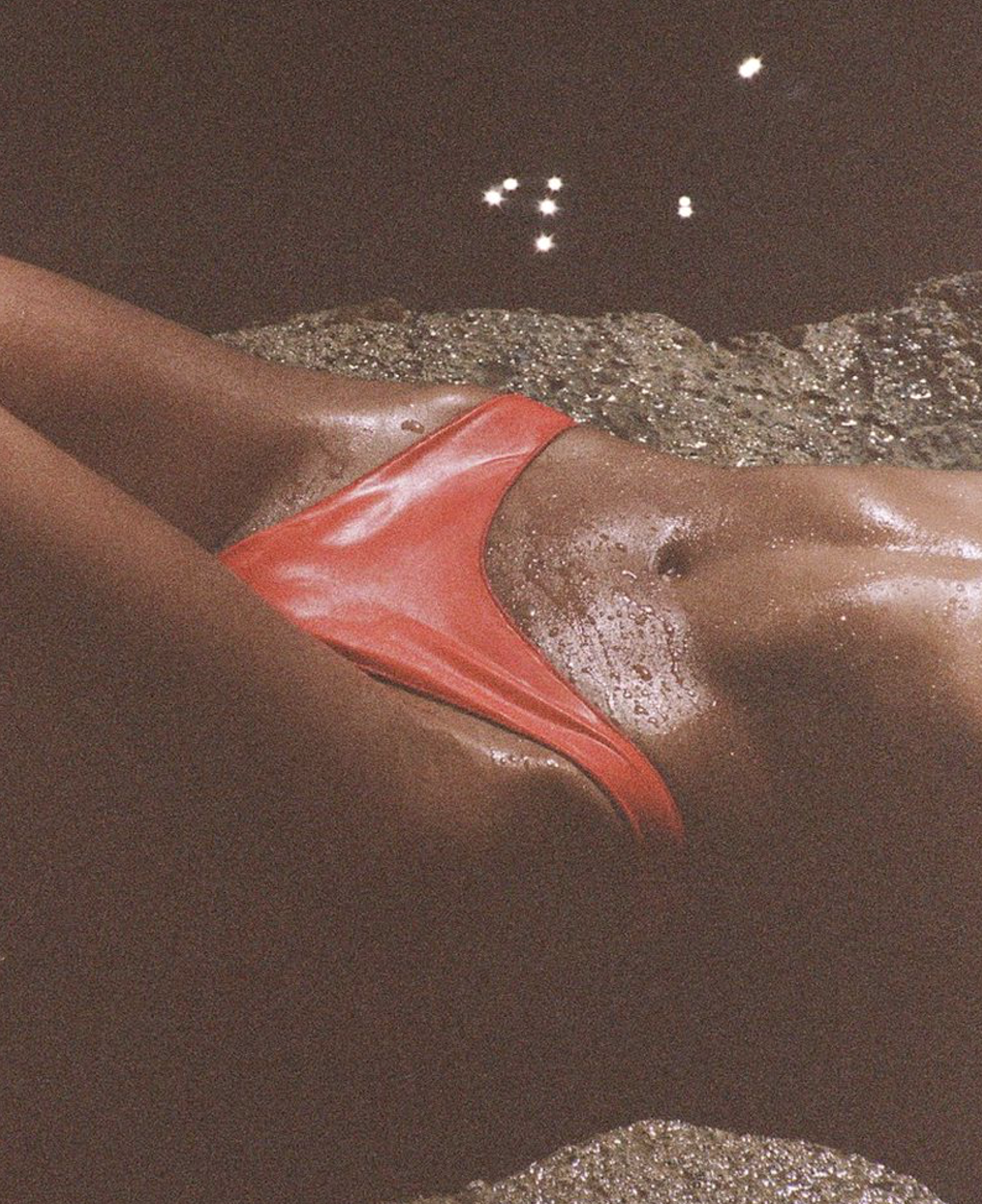 Vogue-France-Bord-De-Mer-August-2026-by-Purienne-5.png