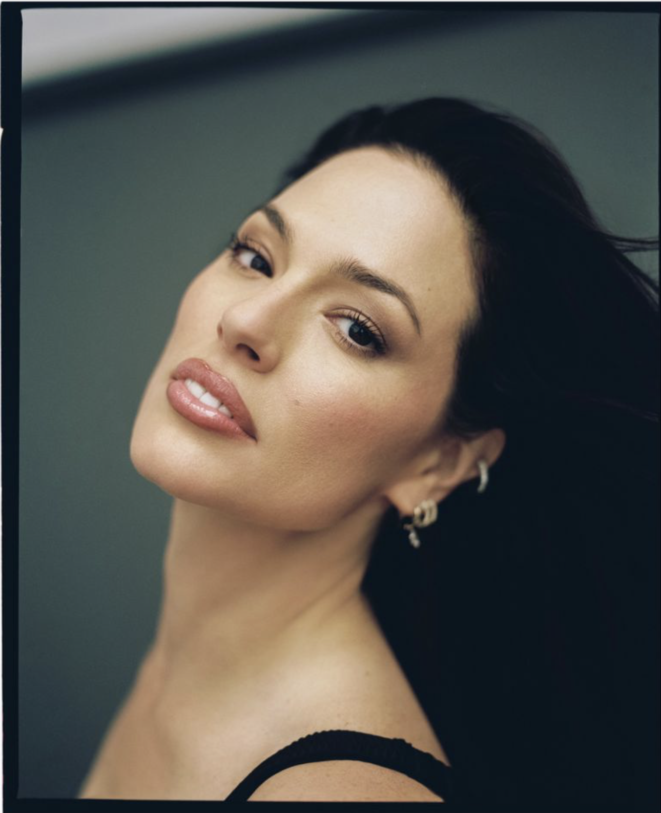 Ashley graham-byy-JuanKr-ELLE-Spain-August-2026-9.png