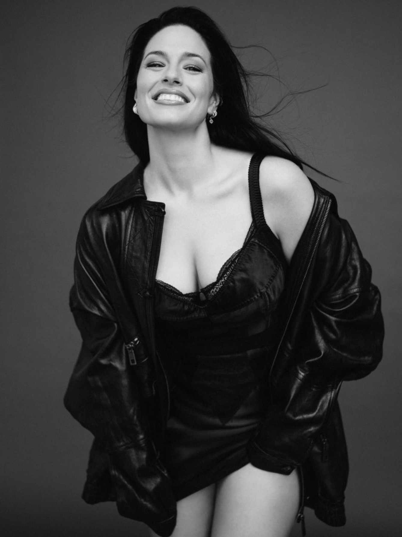 Ashley graham-byy-JuanKr-ELLE-Spain-August-2026-7.png
