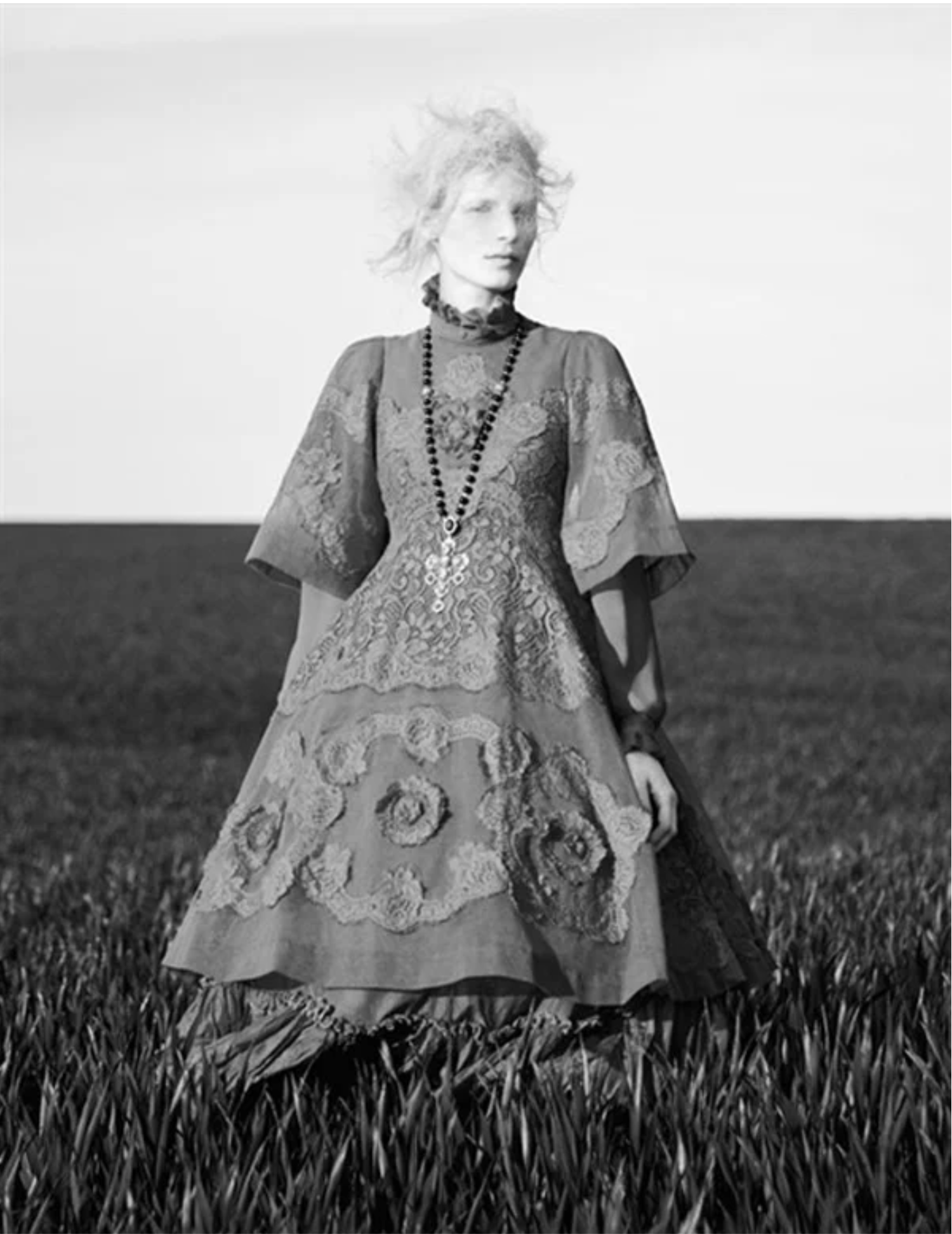 Julia-Nobis-by-Ben-Toms-AnOther-Magazine-September-2013-3.png