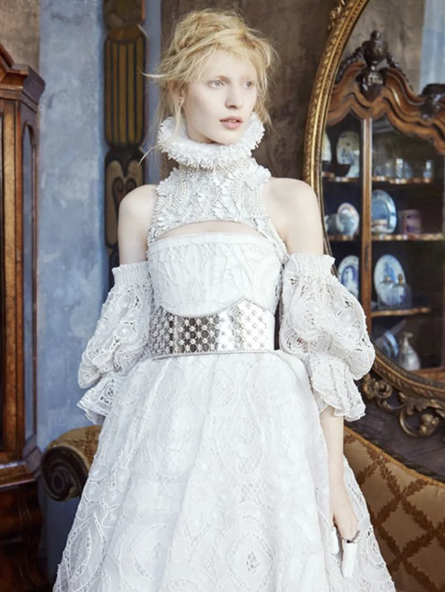 Julia-Nobis-by-Ben-Toms-AnOther-Magazine-September-2013-2.png