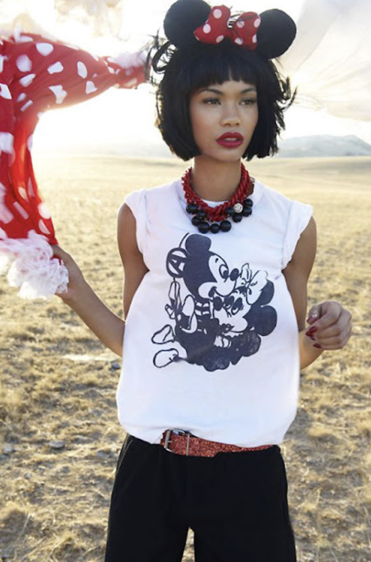 Chanel-Iman-by-Mark-Seliger-Vogue-Germany-December-2009-8.png