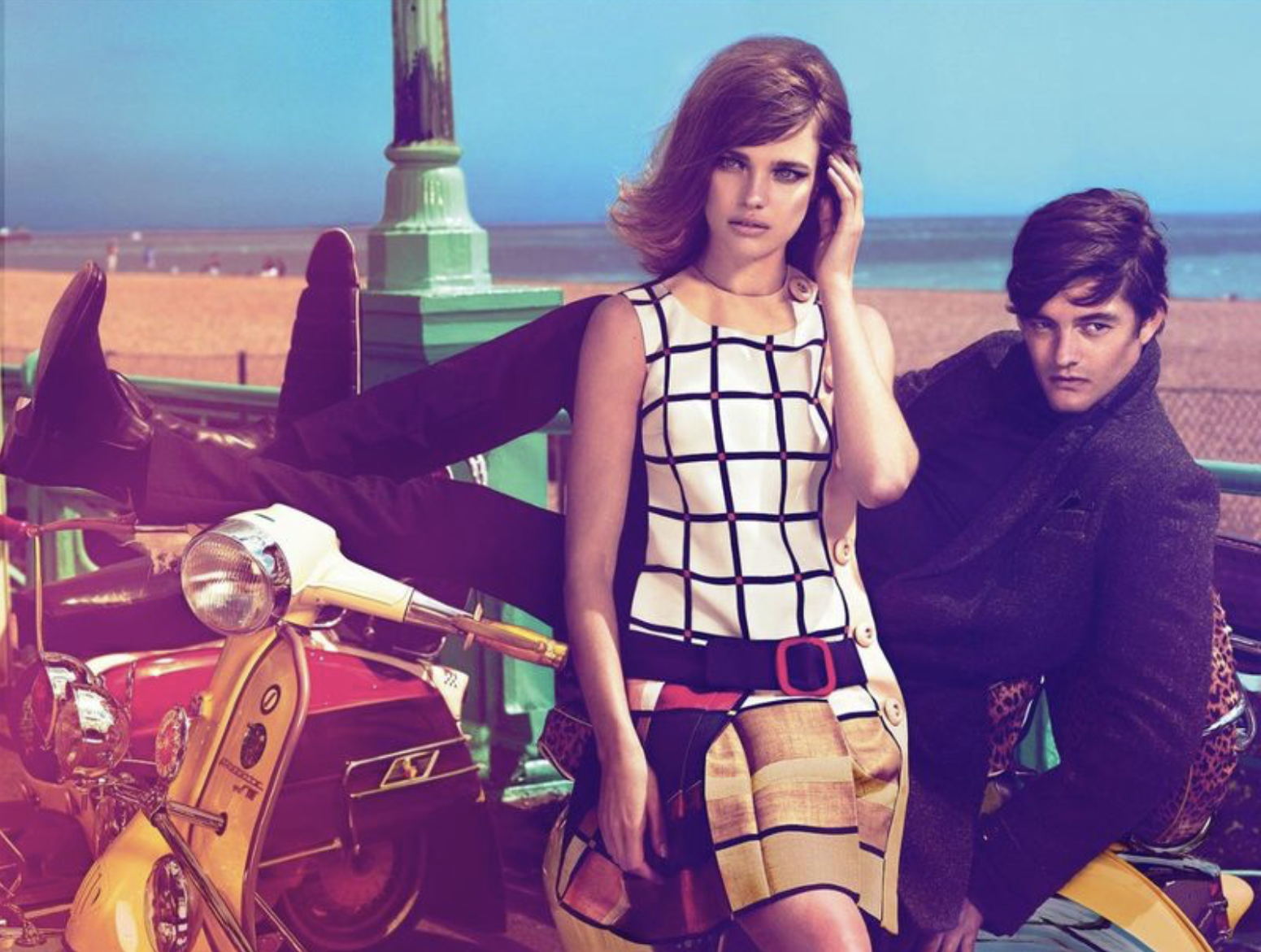 Natalia-Vodianova-by-Mert-Marcus-Vogue-US-September-2011-7.png