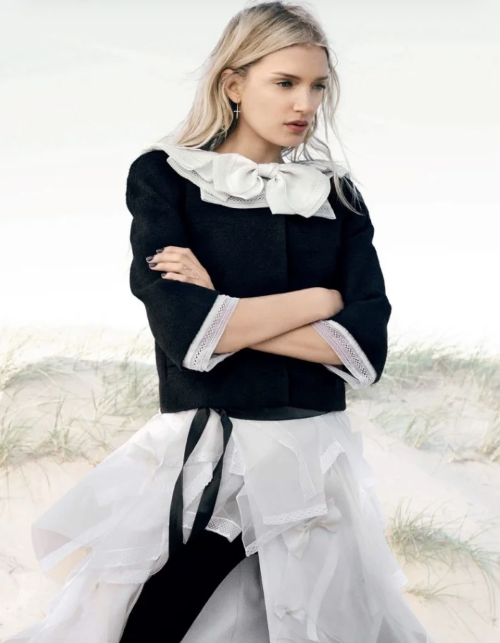 Lily-Donaldson--by-David-Slijper-Harpers-Bazaar-UK-October-2015-6.png