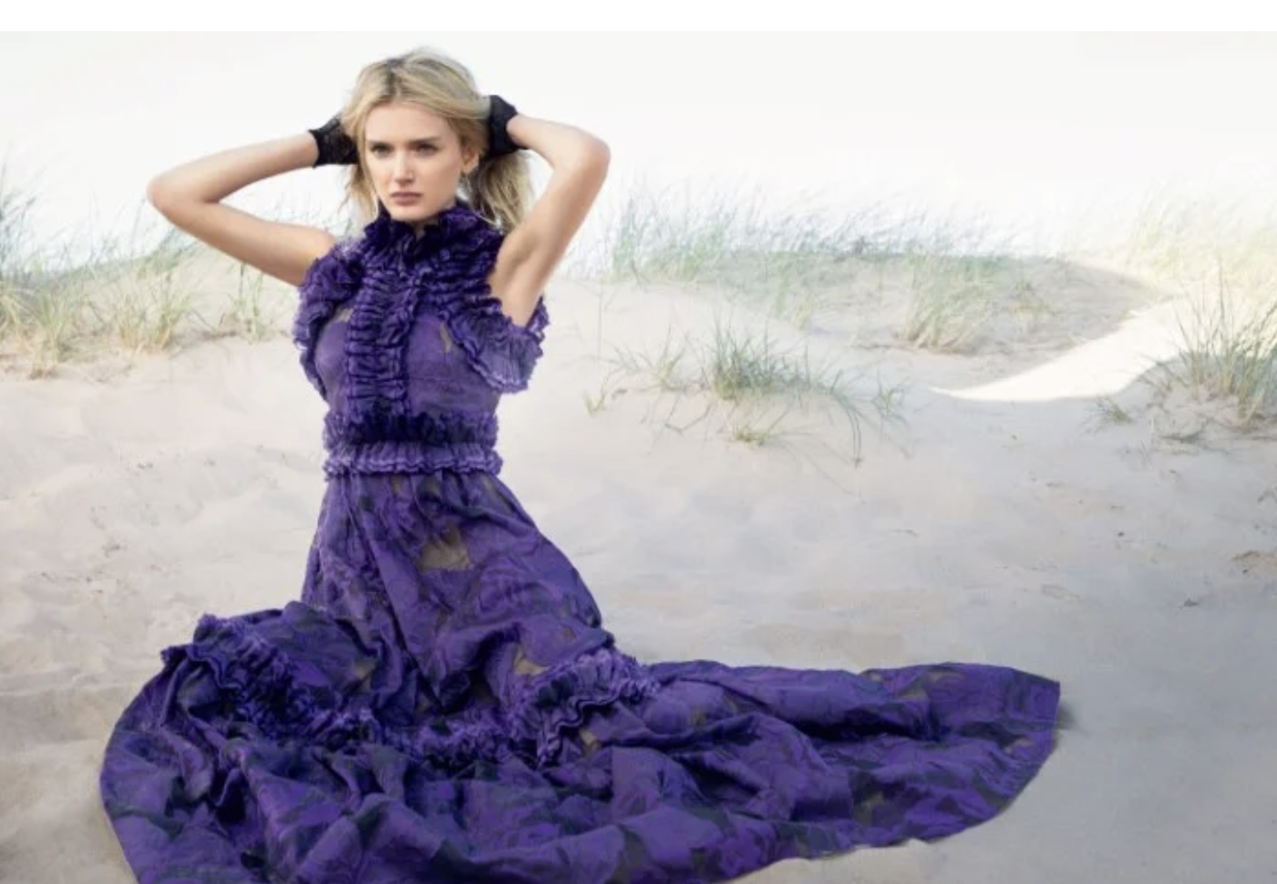 Lily-Donaldson--by-David-Slijper-Harpers-Bazaar-UK-October-2015-5.png