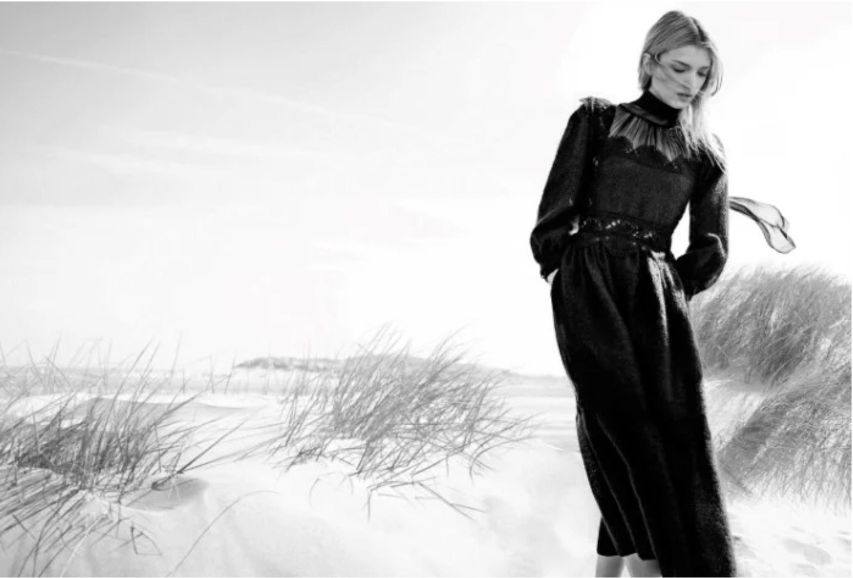 Lily-Donaldson--by-David-Slijper-Harpers-Bazaar-UK-October-2015-9.png