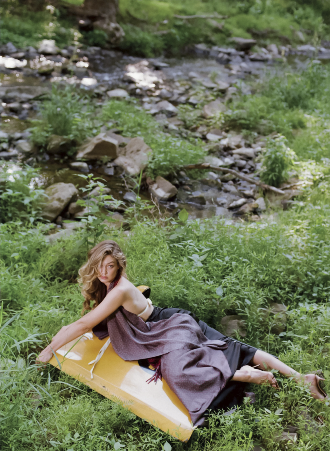 Gigi-Hadid-by-Brianna-Capozzi-Purple-Magazine-Fall-2026-15.png