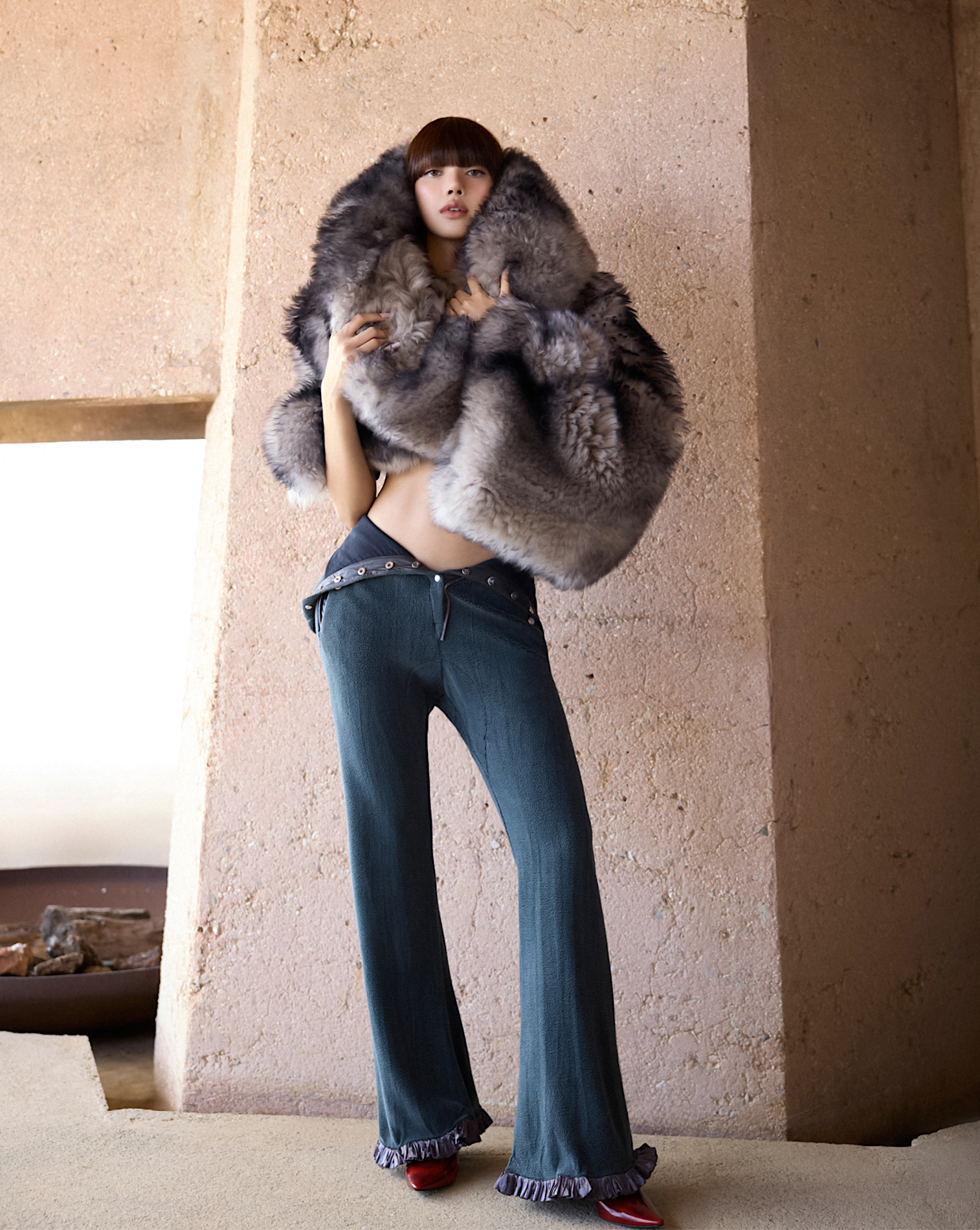 Lisa-Blackpink-Vogue-Korea-September-2026-18.png