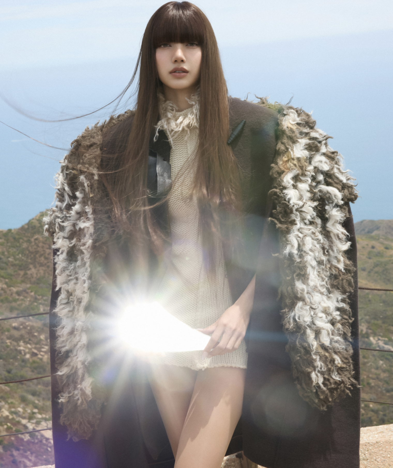 Lisa-Blackpink-Vogue-Korea-September-2026-4.png