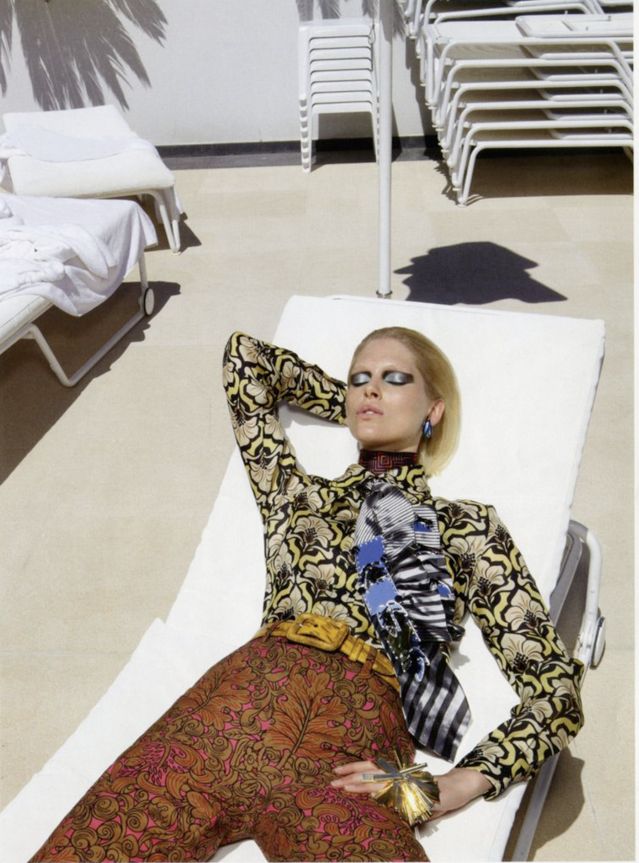 Iselin-Steiro-by-Glen-Luchford-Vogue-France-2012-9.png