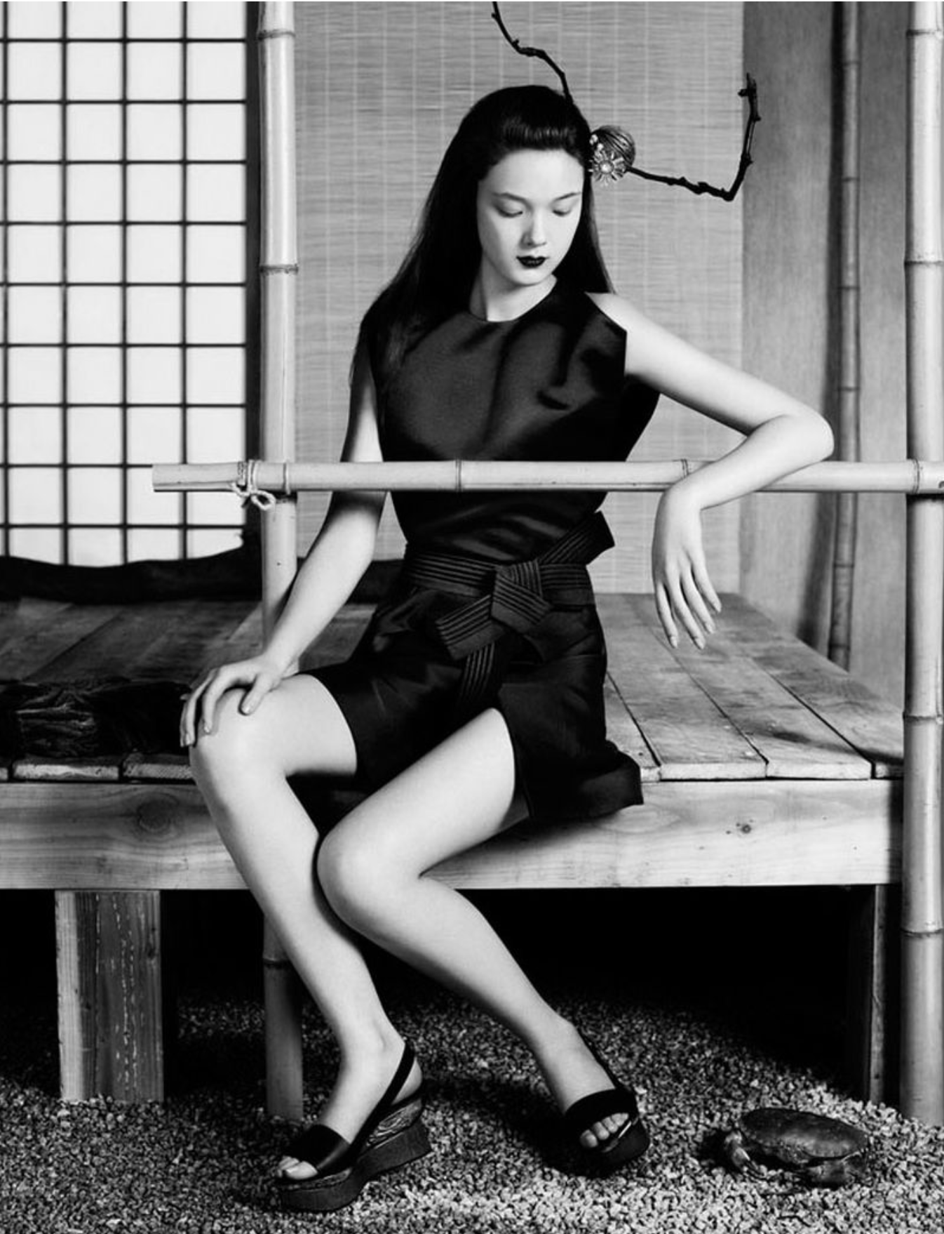 Yumi-Lambert-by-Ben-Toms-AnOther-Magazine-SS-2013-5.png