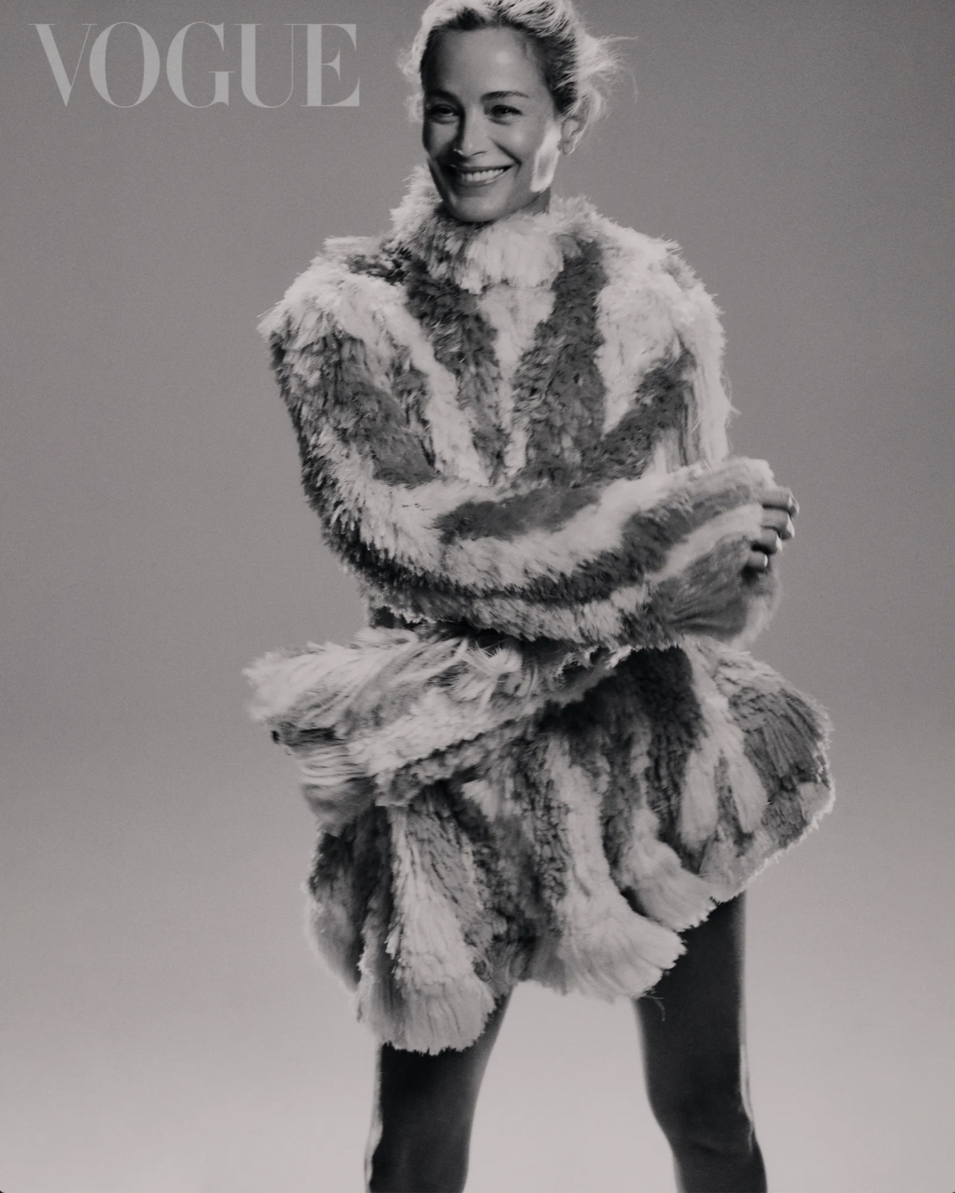 Carolyn-Murphy-by-Emmanuel-Monsalve-Vogue-Taiwan-October-2026-14.png