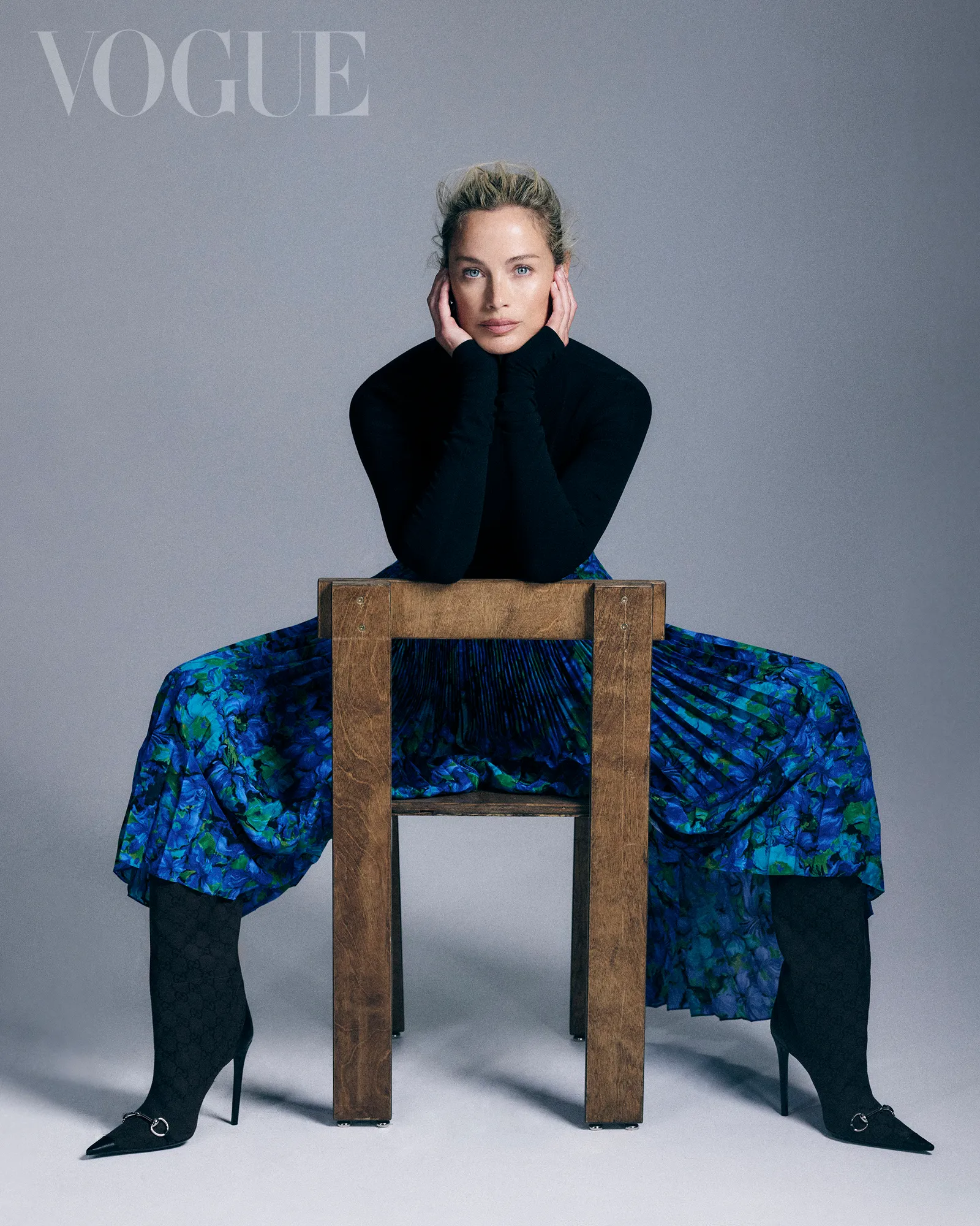 Carolyn-Murphy-by-Emmanuel-Monsalve-Vogue-Taiwan-October-2026-2.png