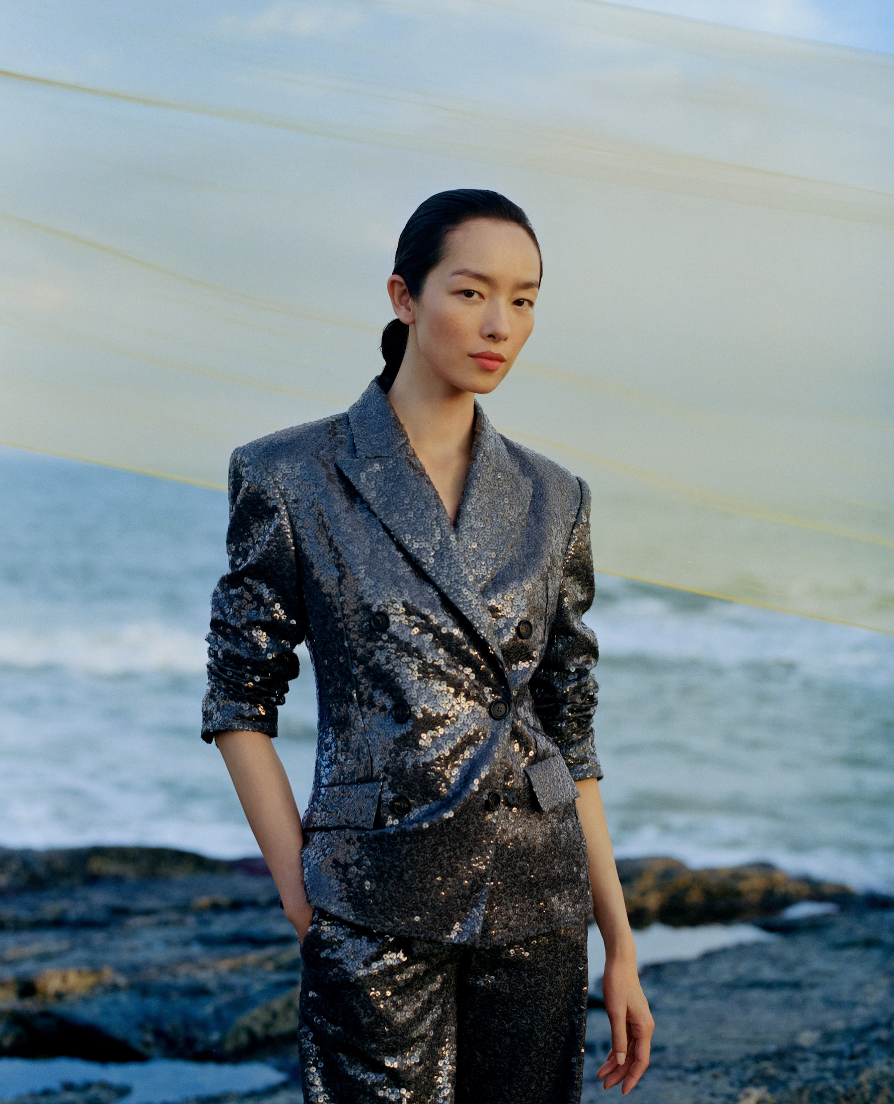 FeiFei-Sun-by-Nadine-Ijewere-Vogue-China-October-2026-5.png