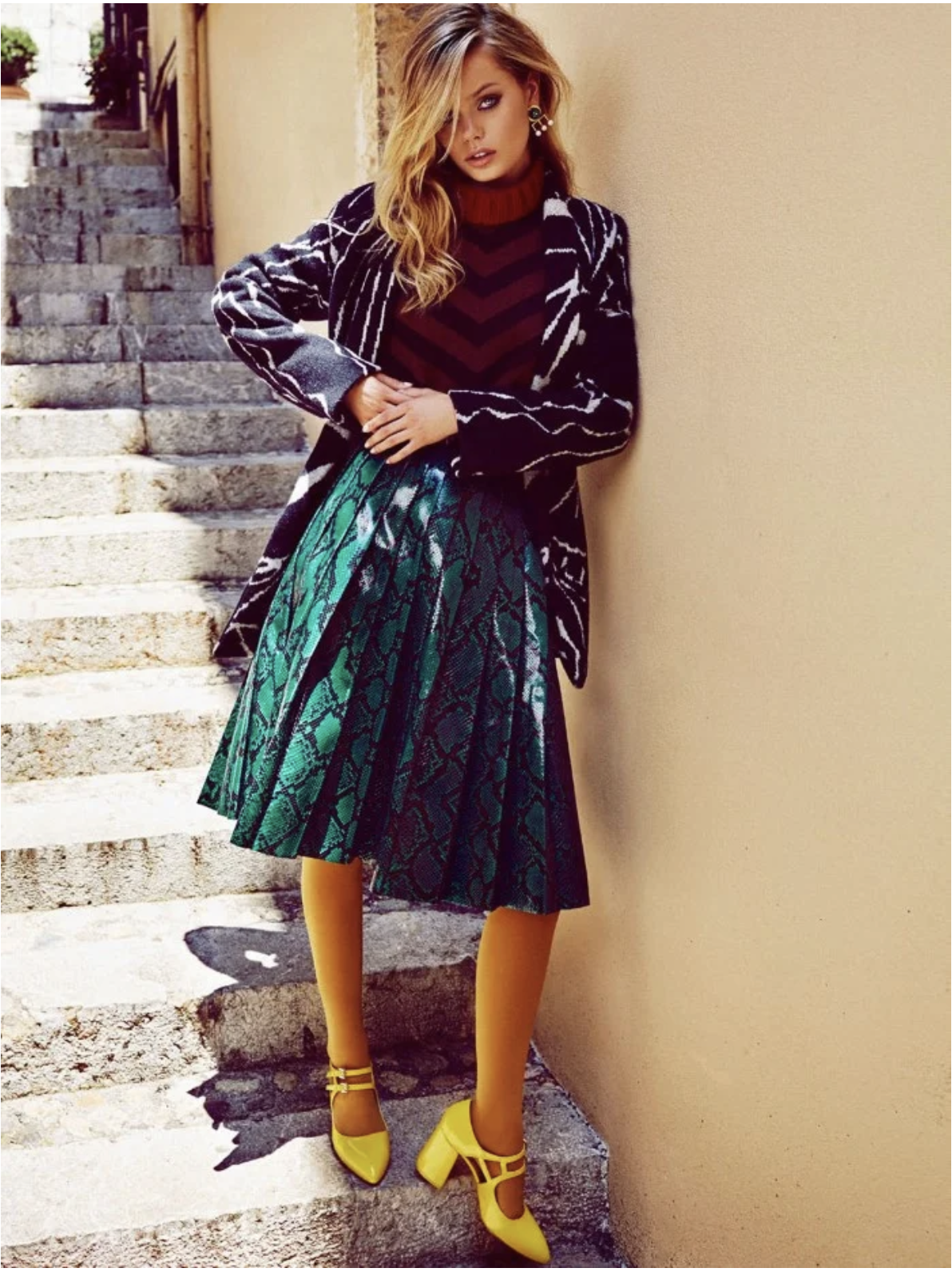 Frida=Aasen-by-Xavi-Gordo-Elle-Russia-September-2015-5.png
