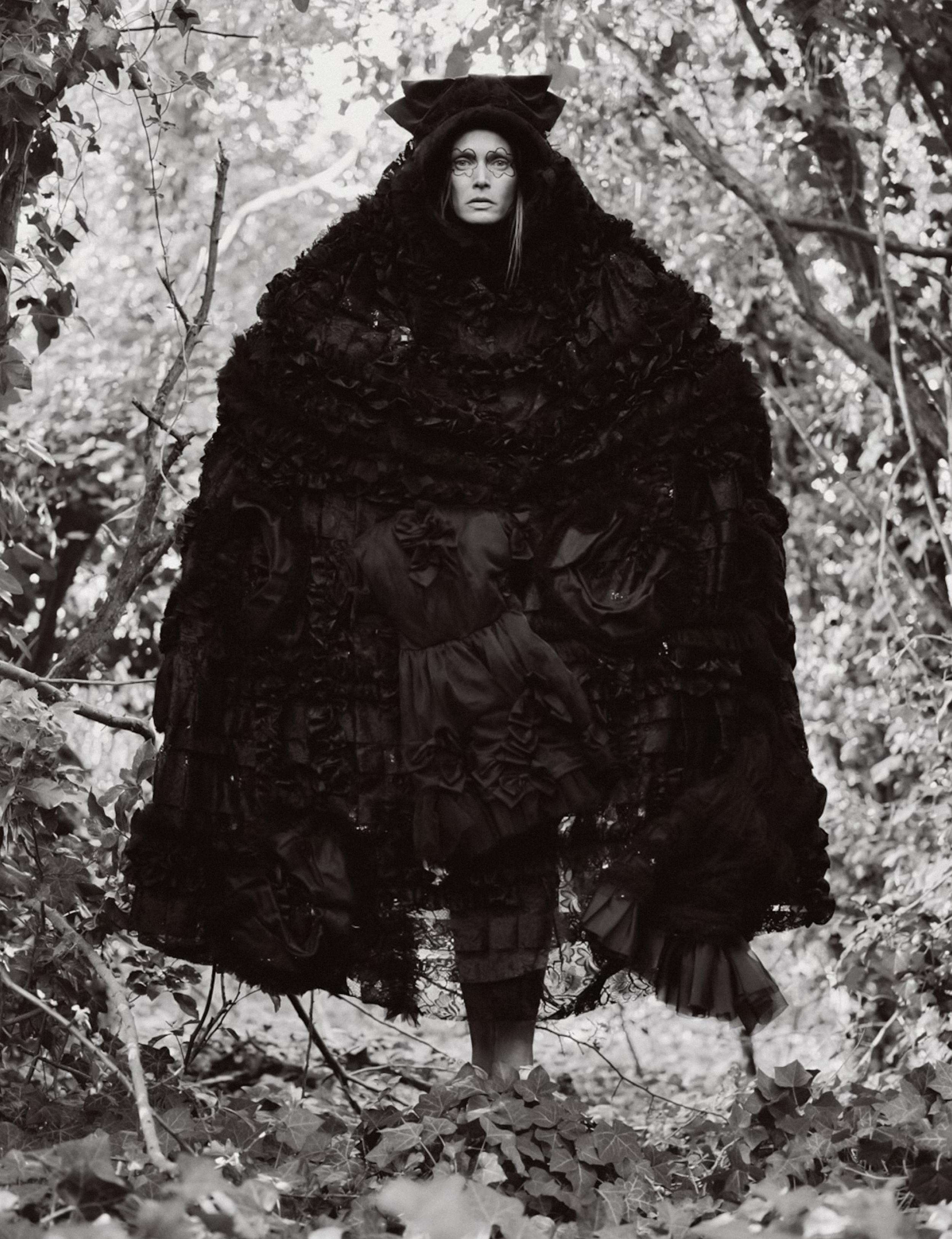 Malgosia-Bela-by-Ethan-James-Green-Past-Perfect-AnOther-Magazine-2026-27-13.png