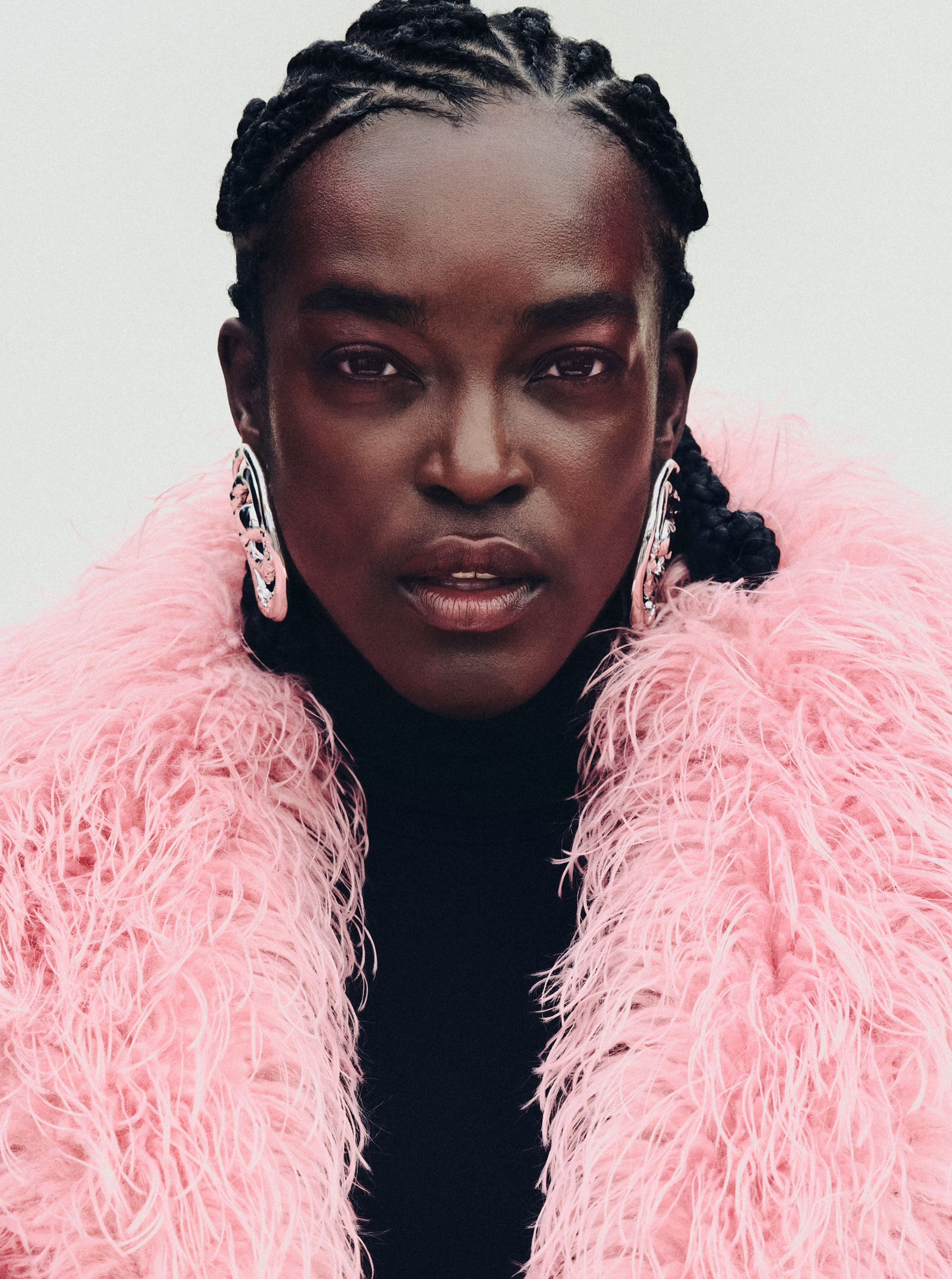Wunmi-Mosaku-by-Daniel-Jackson-Studio-British-Vogue-UK-October-2026-8.png