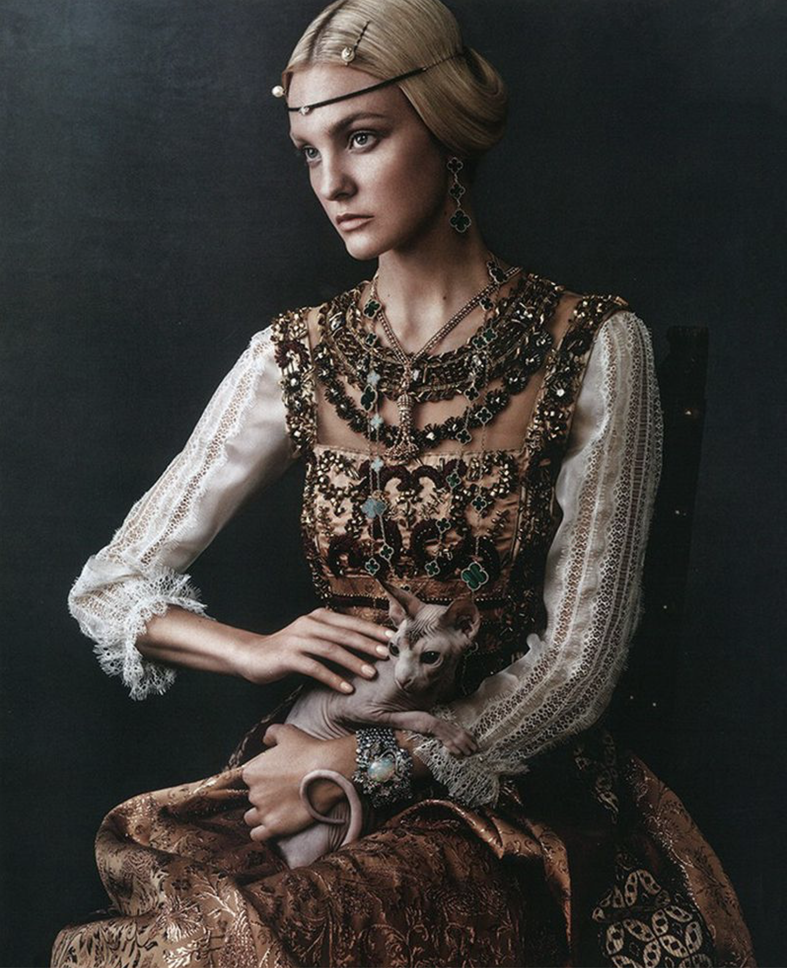 Caroline-Trentini-by-Giampaolo-Sgura-Vogue-Japan-October-2015-5.png