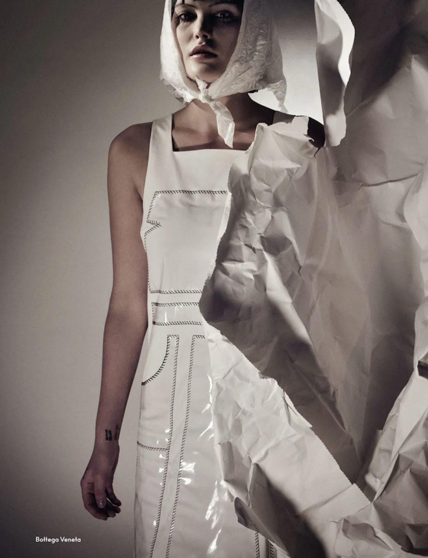 Catherine-McNeil-by-Roe-Ethridge-for-AnOther-SS-2012-12.png