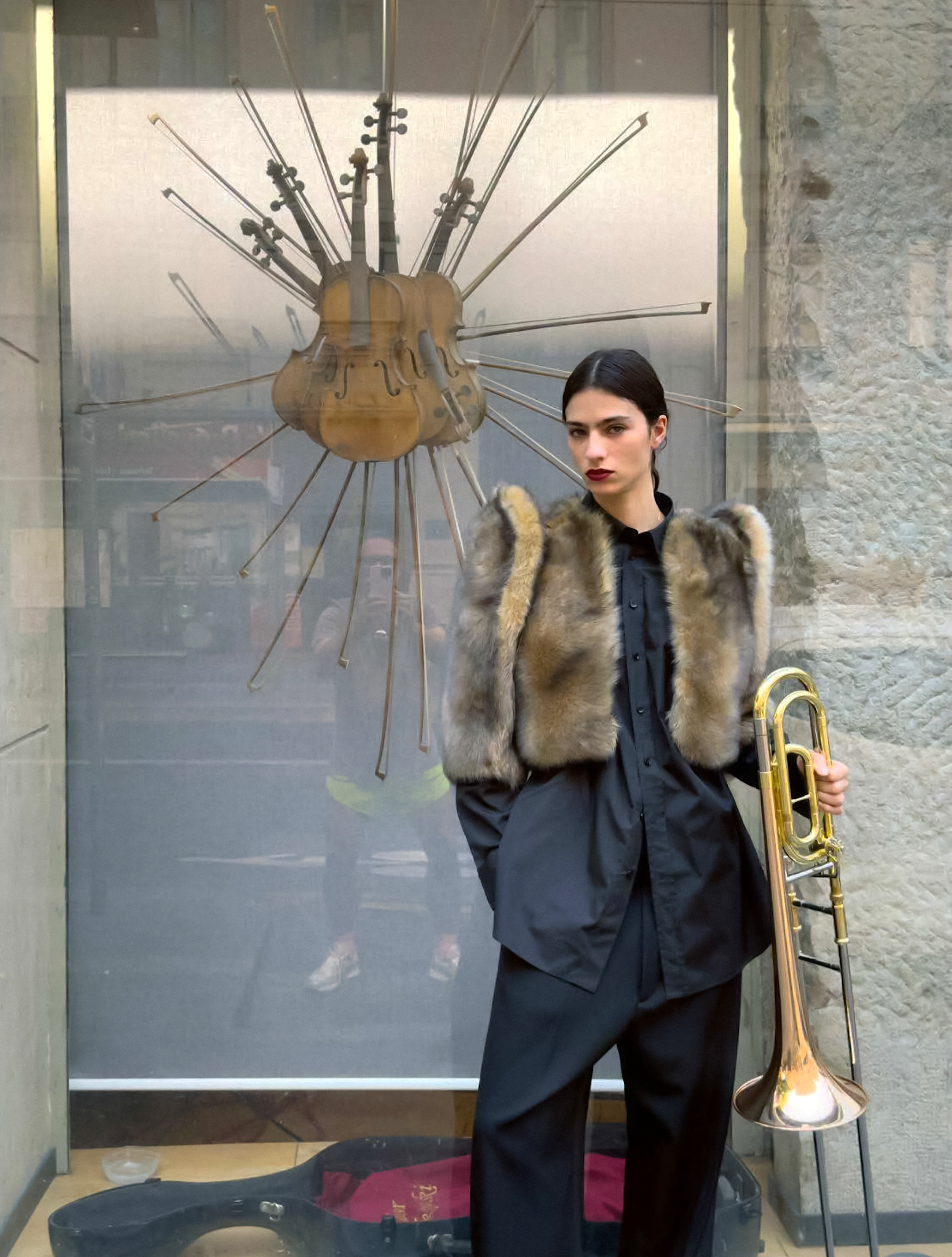 Loli-Bahia-by-Juergen-Teller-Harpers-Bazaar-France-October-2026-9.png
