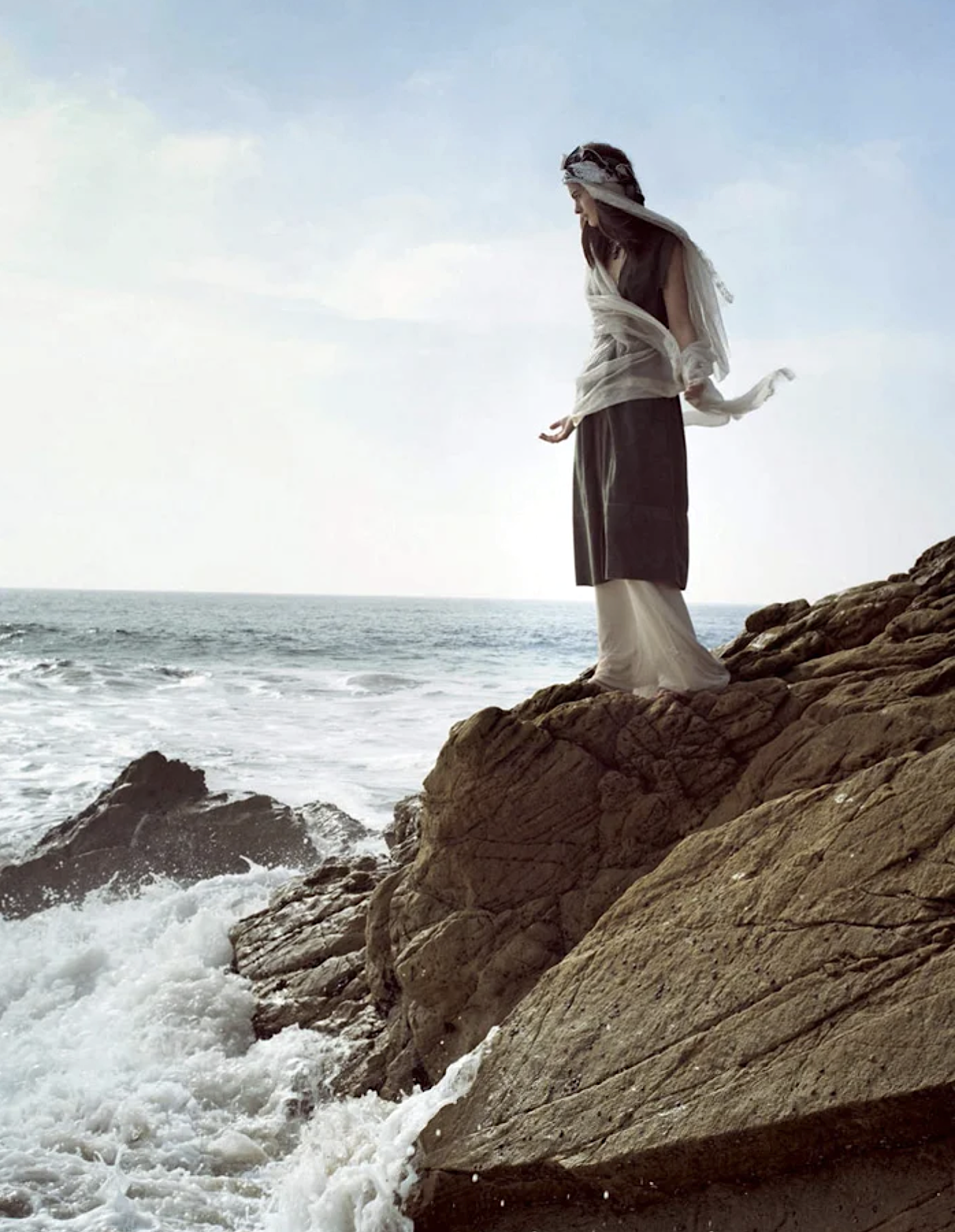 Cedric-Buchet-La-Nomade-Elle-Italia-May-2015-5.png