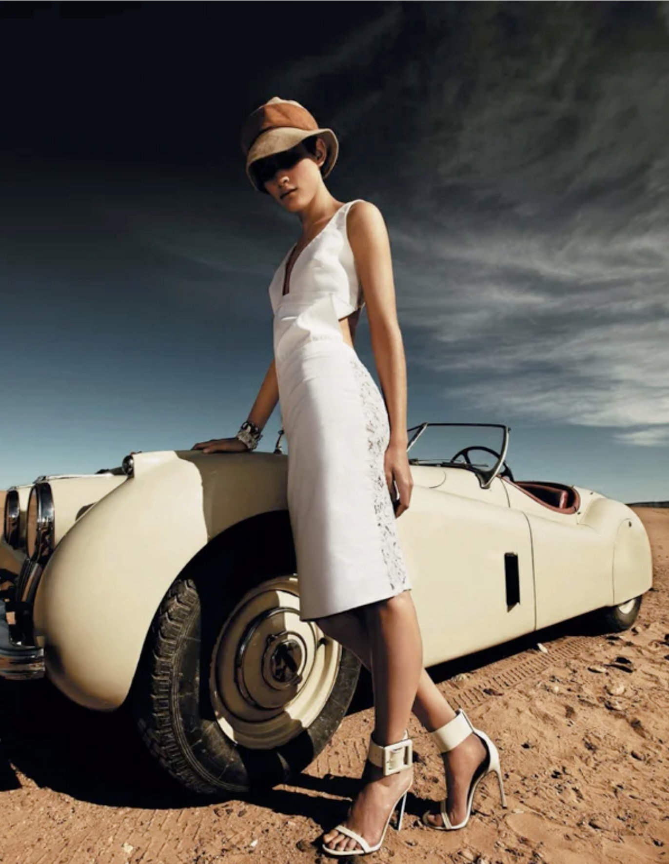 Venthe-De-Vries-by-Rennio-Maifredii-Marie-Claire-Italia-July-2026-8.png