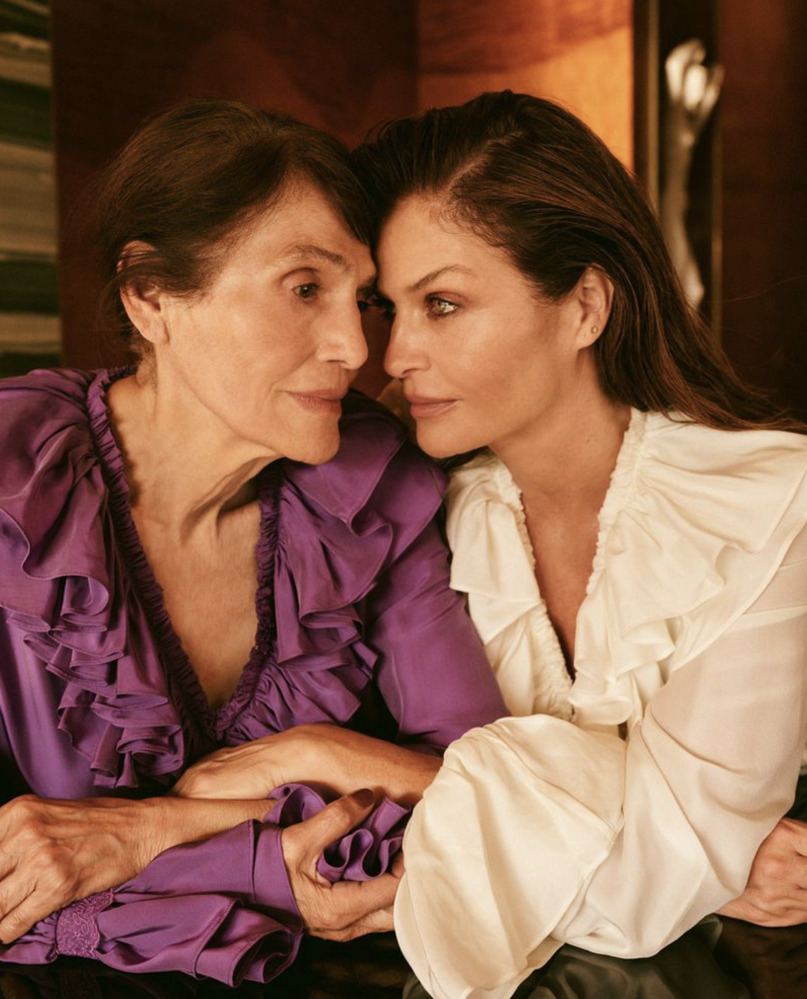 Helena-Christensen-by-Hana-Knizova-Harpers-Bazaar-Czech-October-2026-6.png