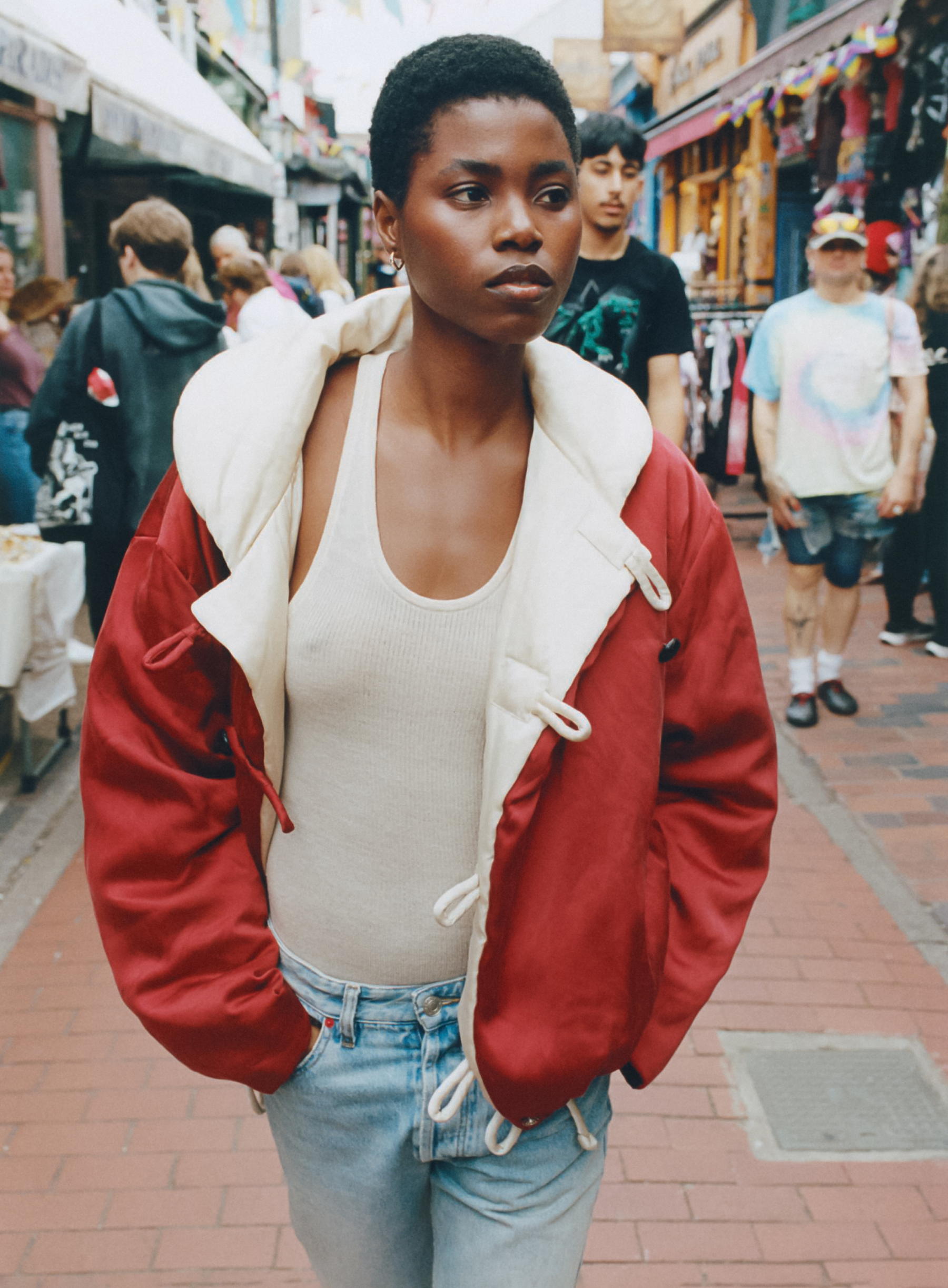 Brighton-Breezy-by-Toby-Coulson-Vogue-UK-October-2026-8.png
