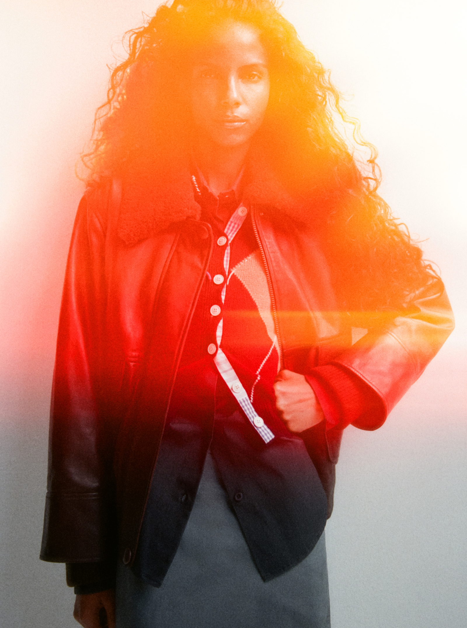 Josefa-Santos-by-Antoni-Ciufo-Harpers-Bazaar-France-October-2026-16.png