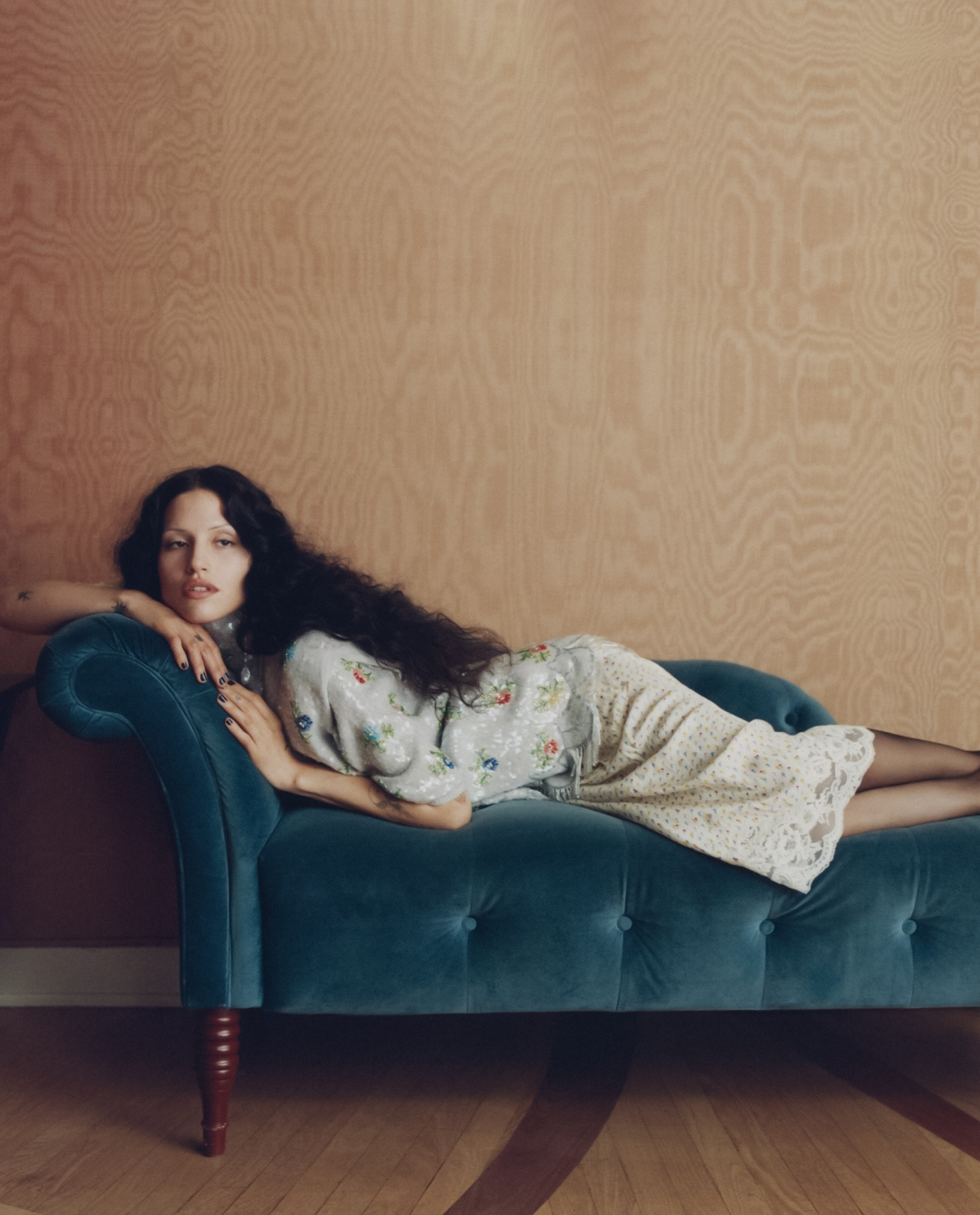 Gabbriette-by-Pia-Riverola-for-Vogue-Mexico-Latin-America-October-2026-14.png