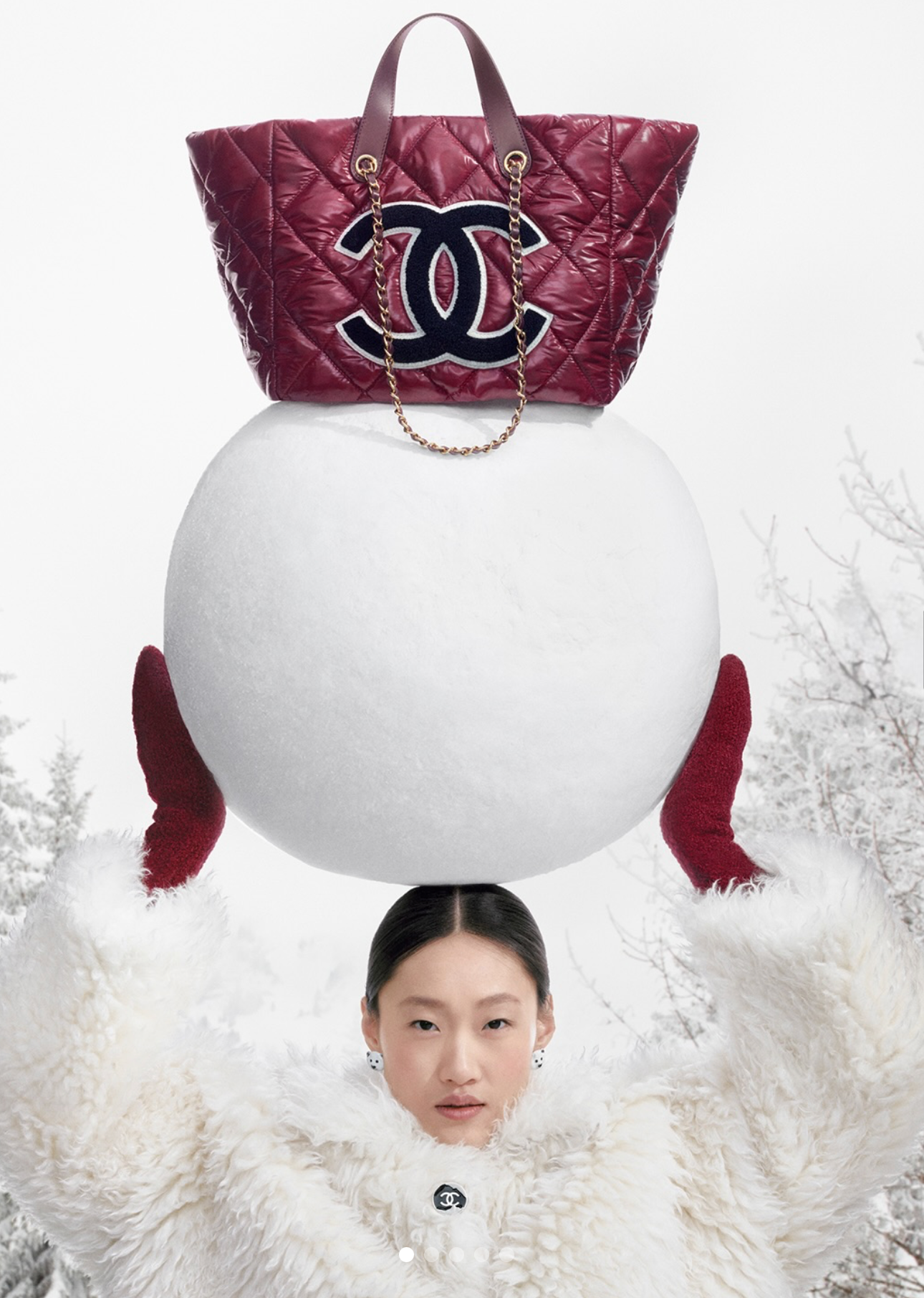 Chanel-Coco-Neige-2026-Campaign-by-Julien-Martinez-Leclerc-16 (1).png