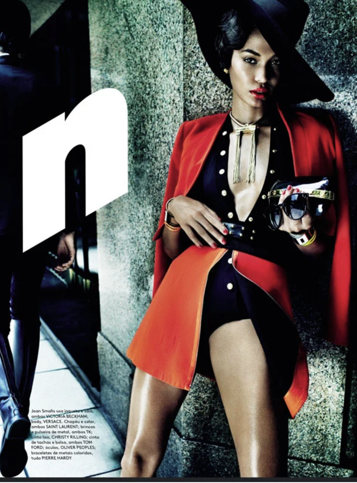 Joan-Smalls-by-Mario-Testino-Vogue-Brazil-June-2013-7.png