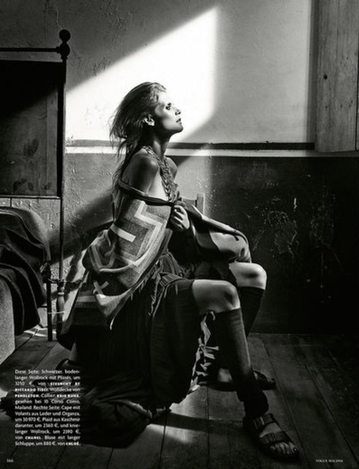 Malgosia-Bela-by-Giampaola-Sgura-Vogue-Germany-May-2014-23.png