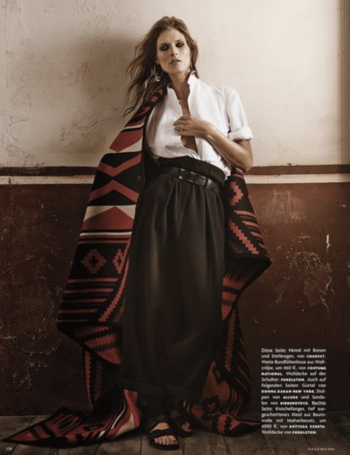 Malgosia-Bela-by-Giampaola-Sgura-Vogue-Germany-May-2014-34.png