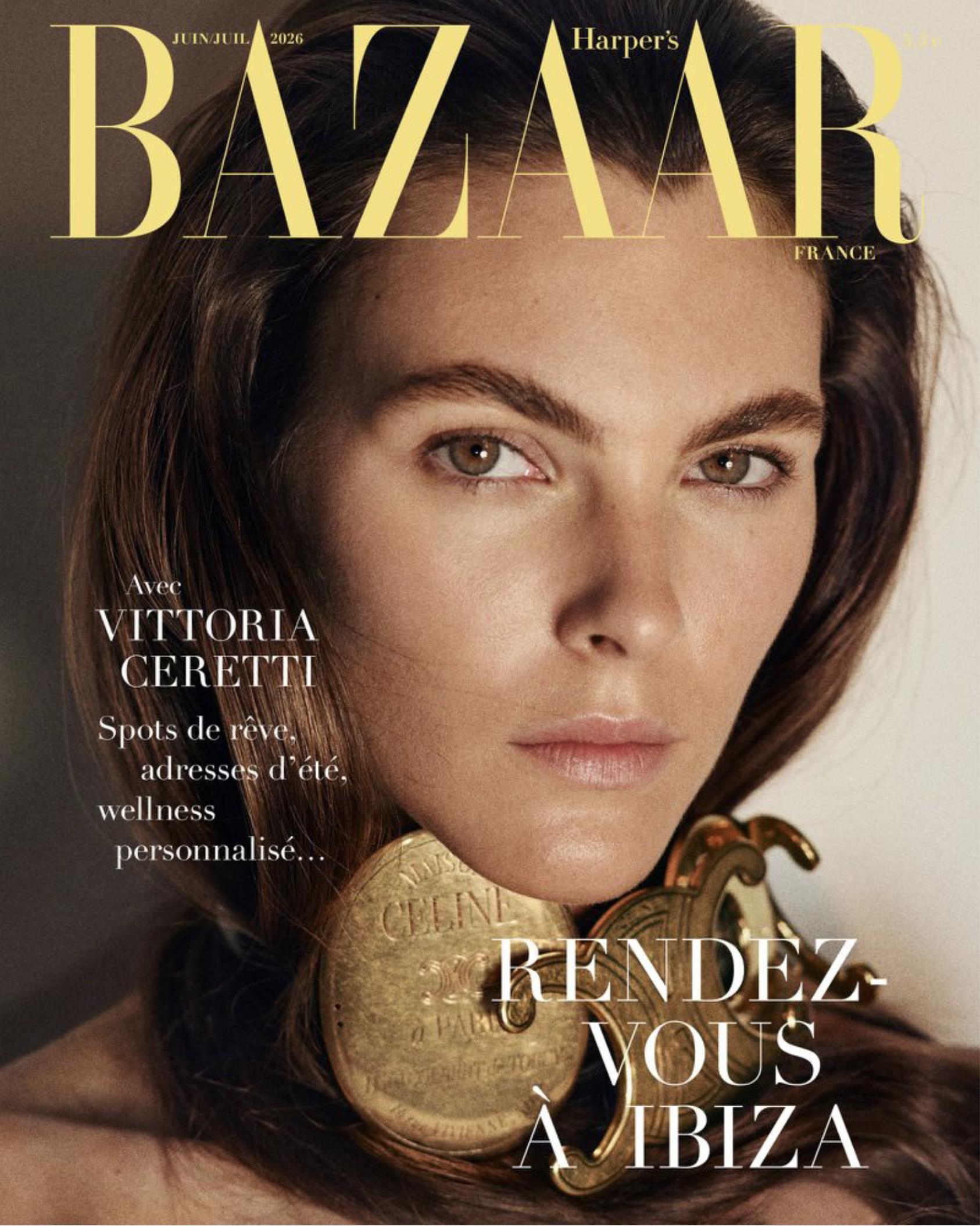 Vittoria-Ceretti-by-Mark-Kean-Harpers-Bazaat-France-June-2026-Cover-2.png