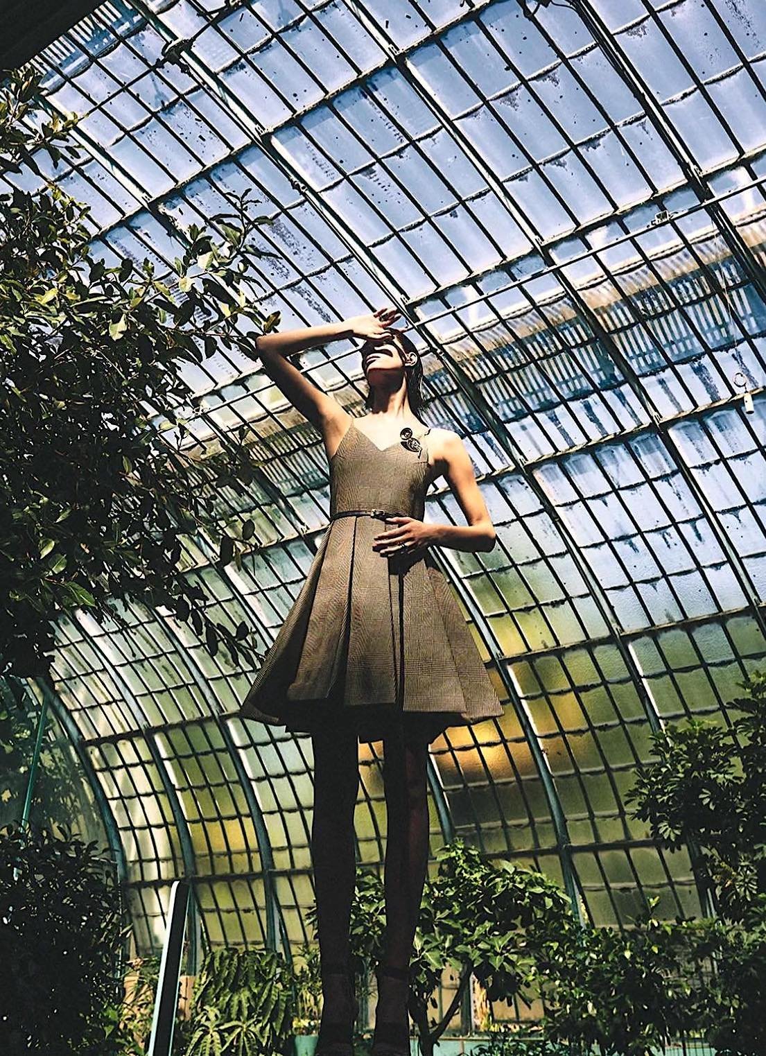 Wonderland - Louis Vuitton - Making Pictures