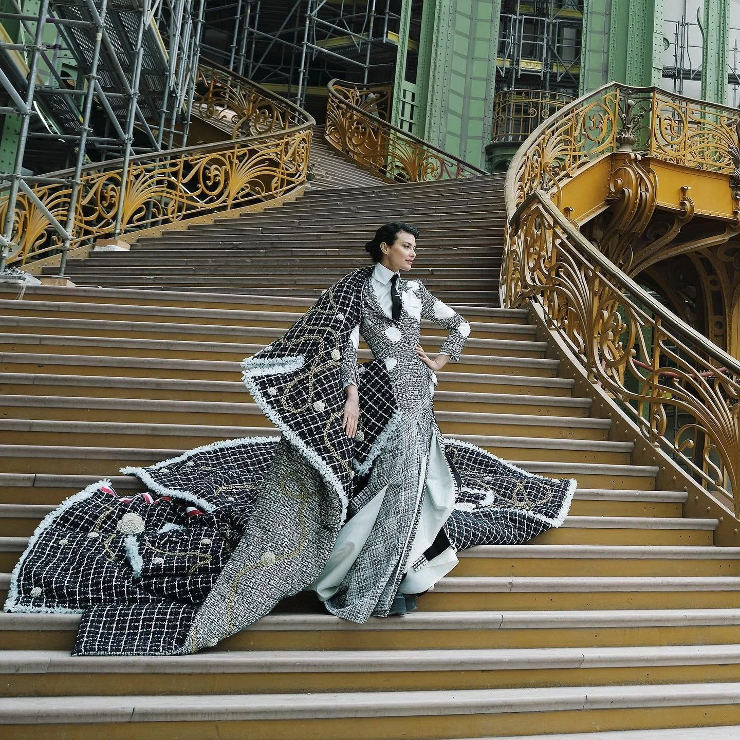 女性情報誌 Vogue Poland Magazine May 2023 女性情報誌 Vogue Poland Magazine May 2023 MAY 2023 | Vogue