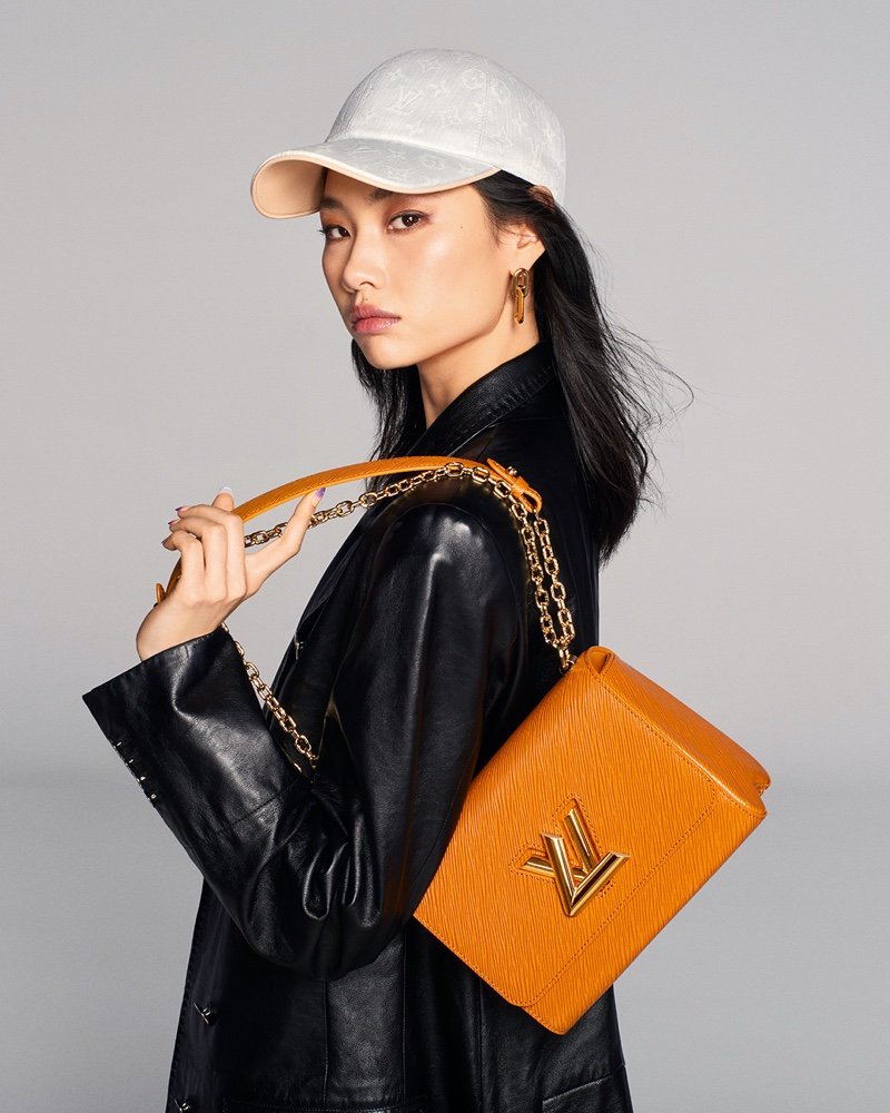 Hoyeon Jung Shares Everyday Pics of Louis Vuitton Twist Bag — Anne of  Carversville