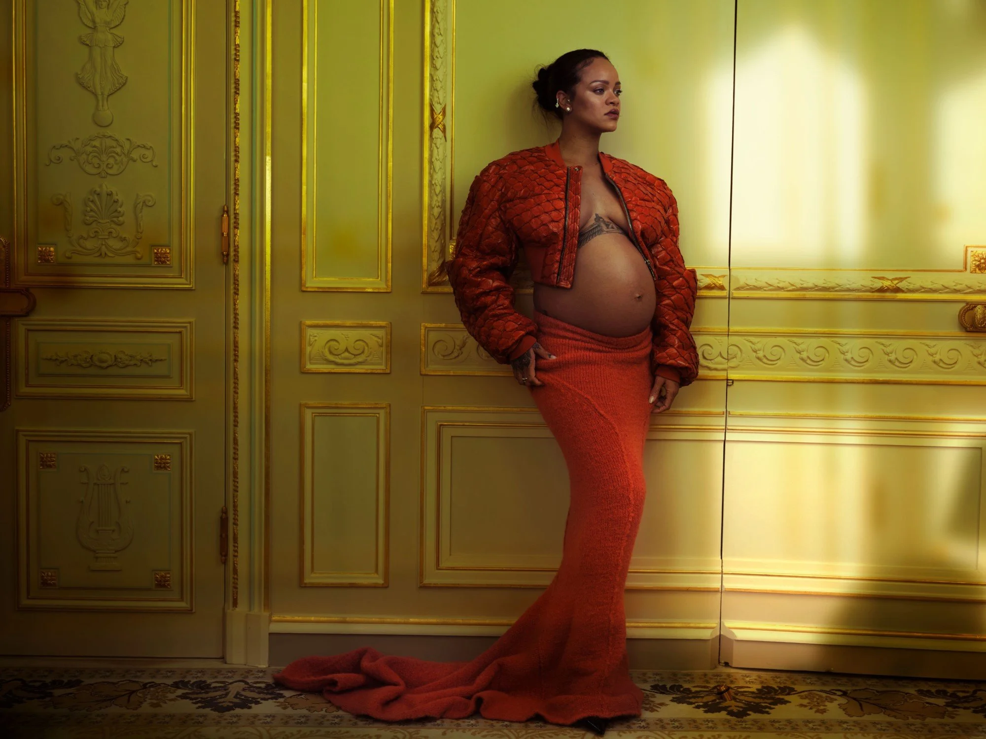 See More of Pregnant Rihanna in Louis Vuitton's New Campaign – WWD