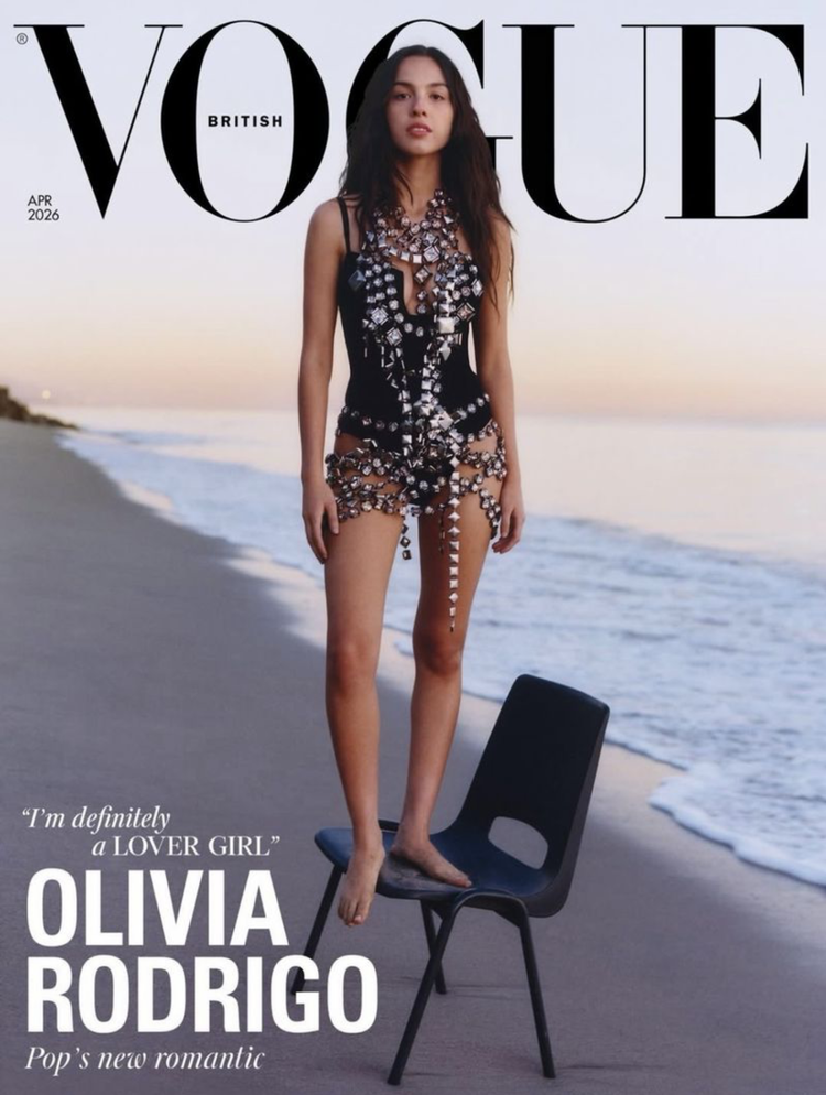 Four Vogue Greece Covers Celebrate 14 Body-Loving Women — Anne of