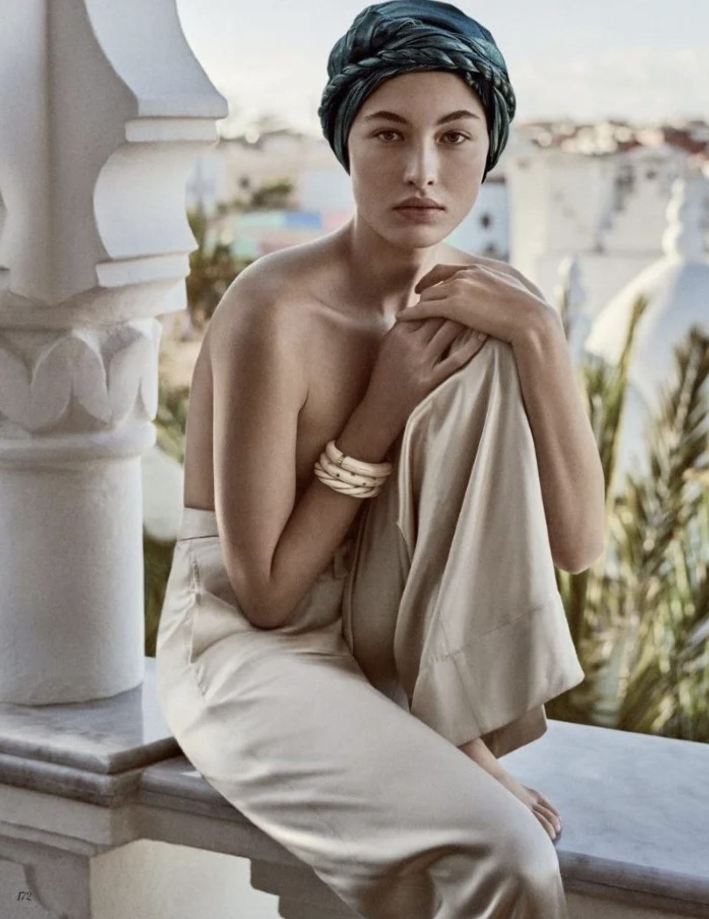 Grace-Elizabeth-by-Giampaolo-Sgura-Vogue-Russia-April-2018-20.png