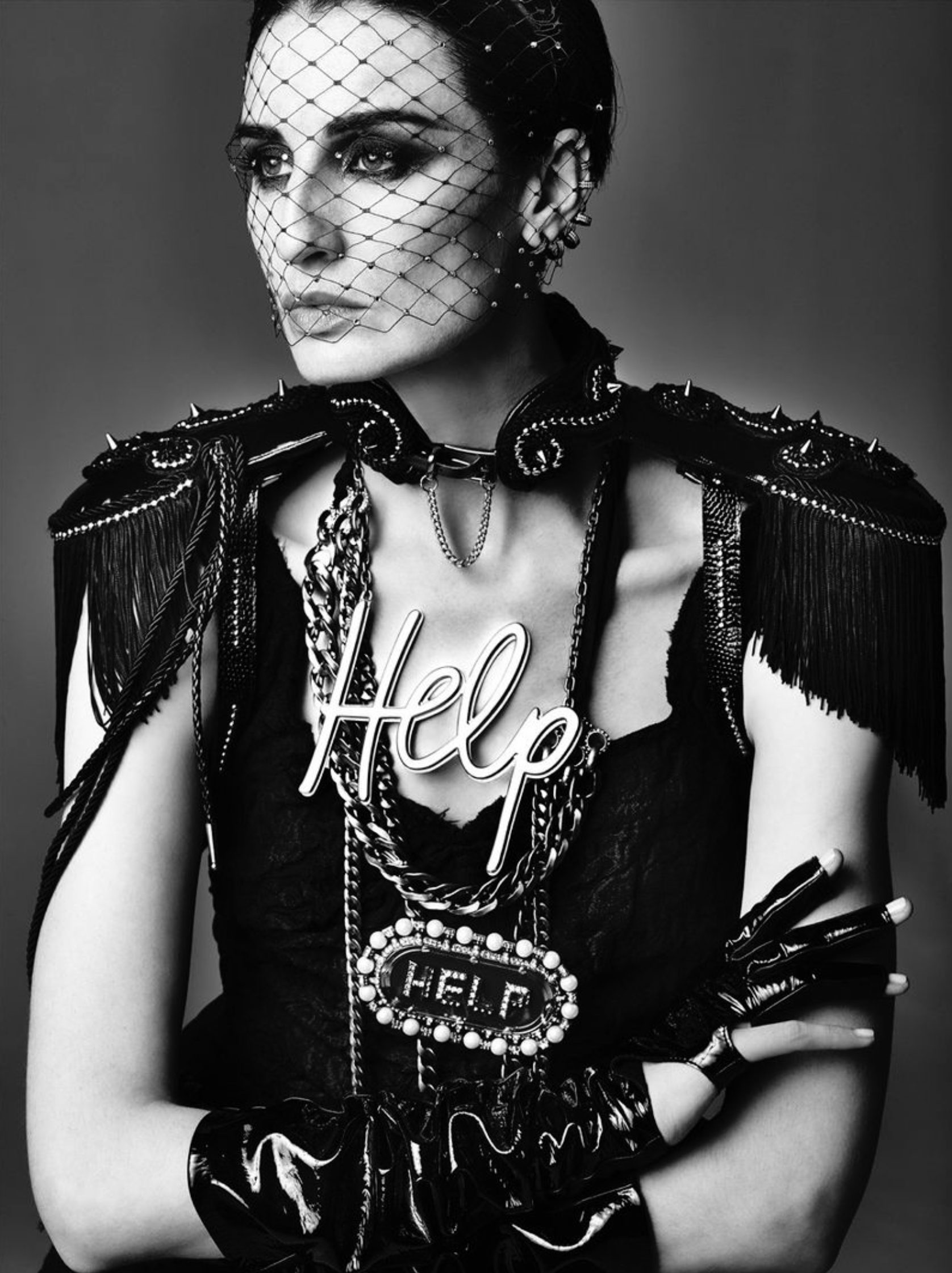 Erin-O-Connor-by-Simon-Procter-Stiletto-September-2013-3.png